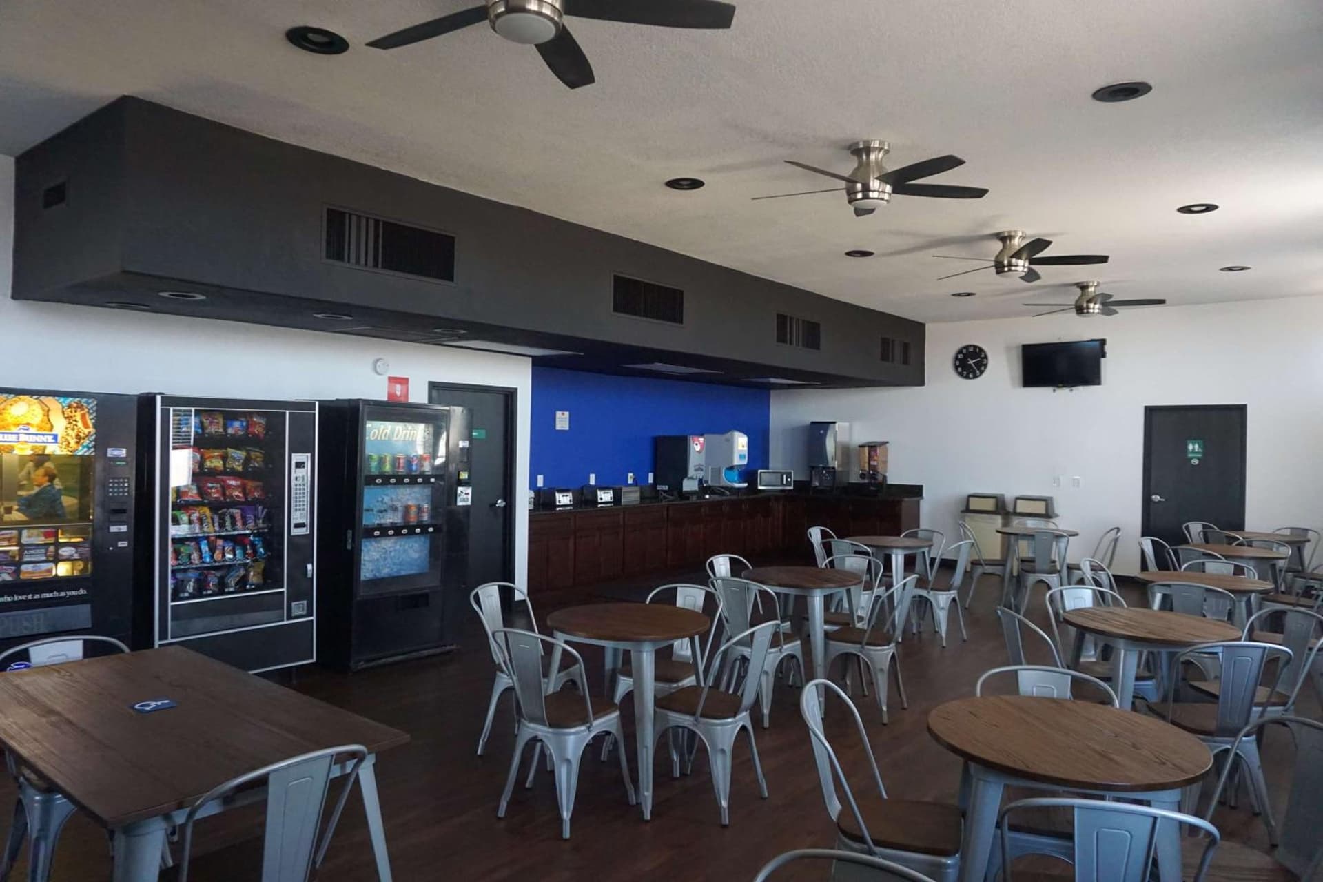 SureStay Hotel by Best Western Phoenix Airport gallery photo in Phoenix, AZ — image 74