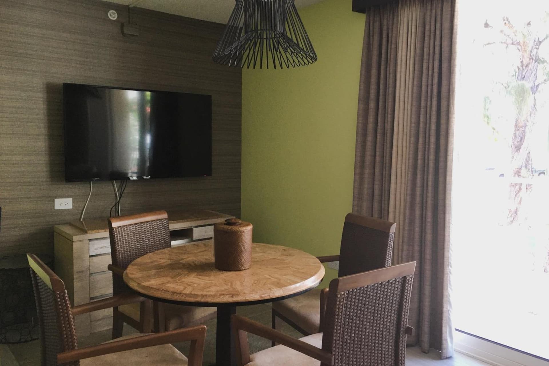 Kaimana Beach Hotel gallery photo in Honolulu, HI — image 67