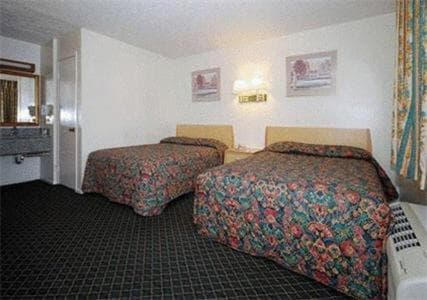 Riverside Inn & Suites gallery photo in Riverside, CA — image 33