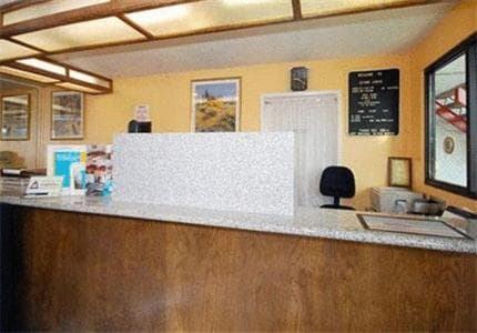 Riverside Inn & Suites gallery photo in Riverside, CA — image 24