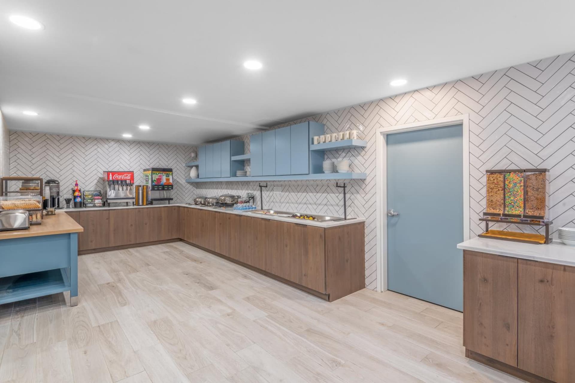 Staybridge Suites Phoenix Glendale Sports Dist by IHG gallery photo in Glendale, AZ — image 44