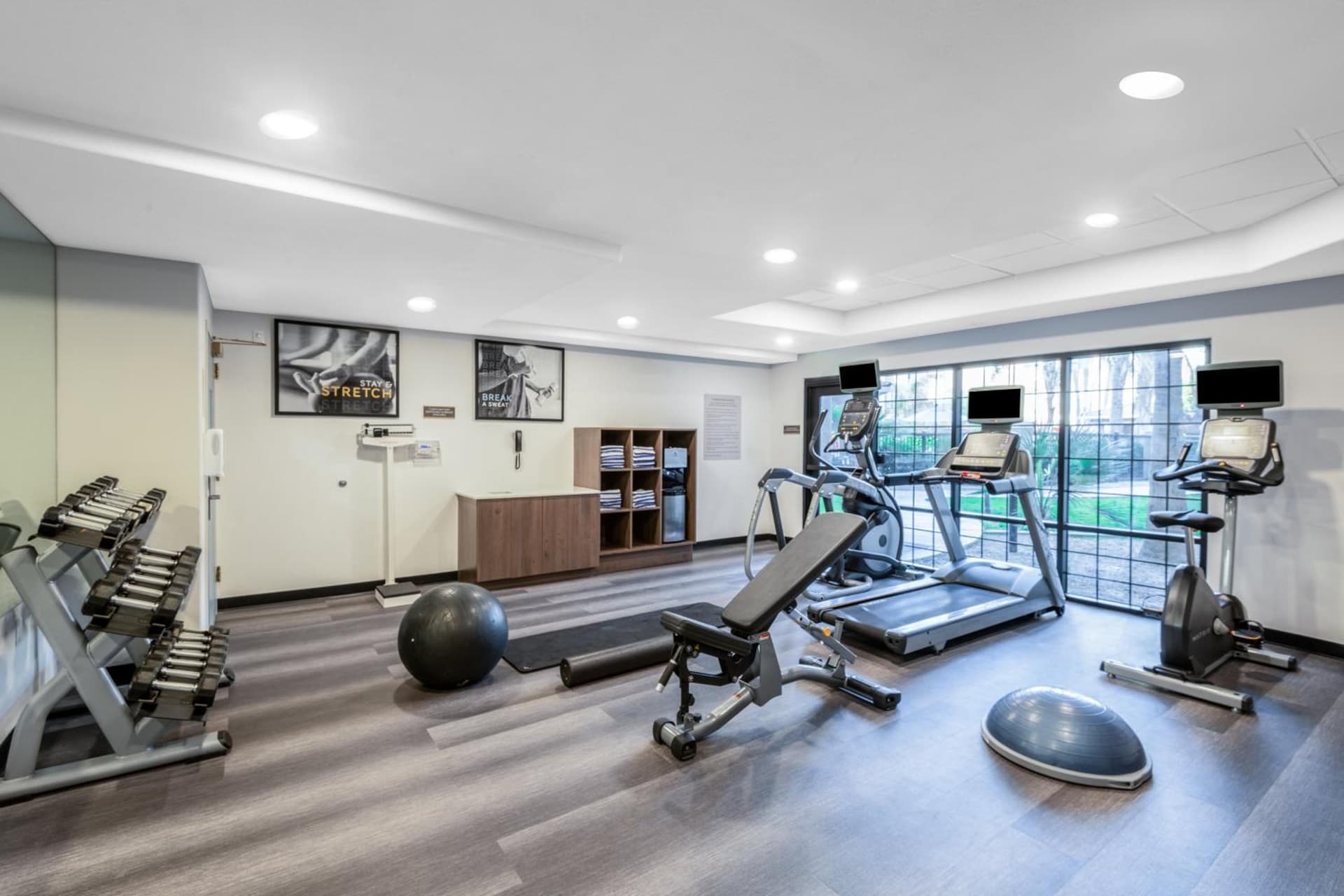 Staybridge Suites Phoenix Glendale Sports Dist by IHG gallery photo in Glendale, AZ — image 33