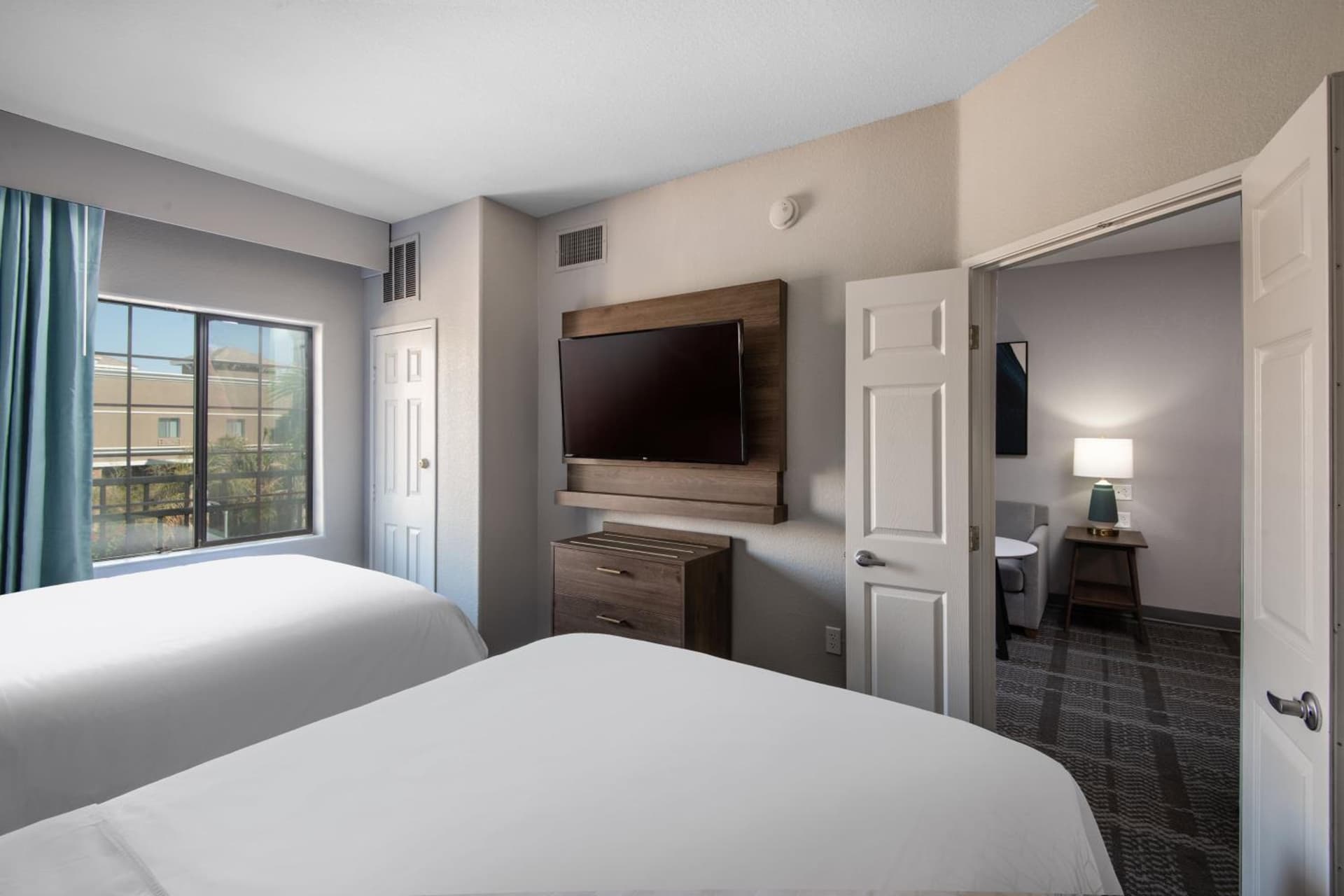 Staybridge Suites Phoenix Glendale Sports Dist by IHG gallery photo in Glendale, AZ — image 21