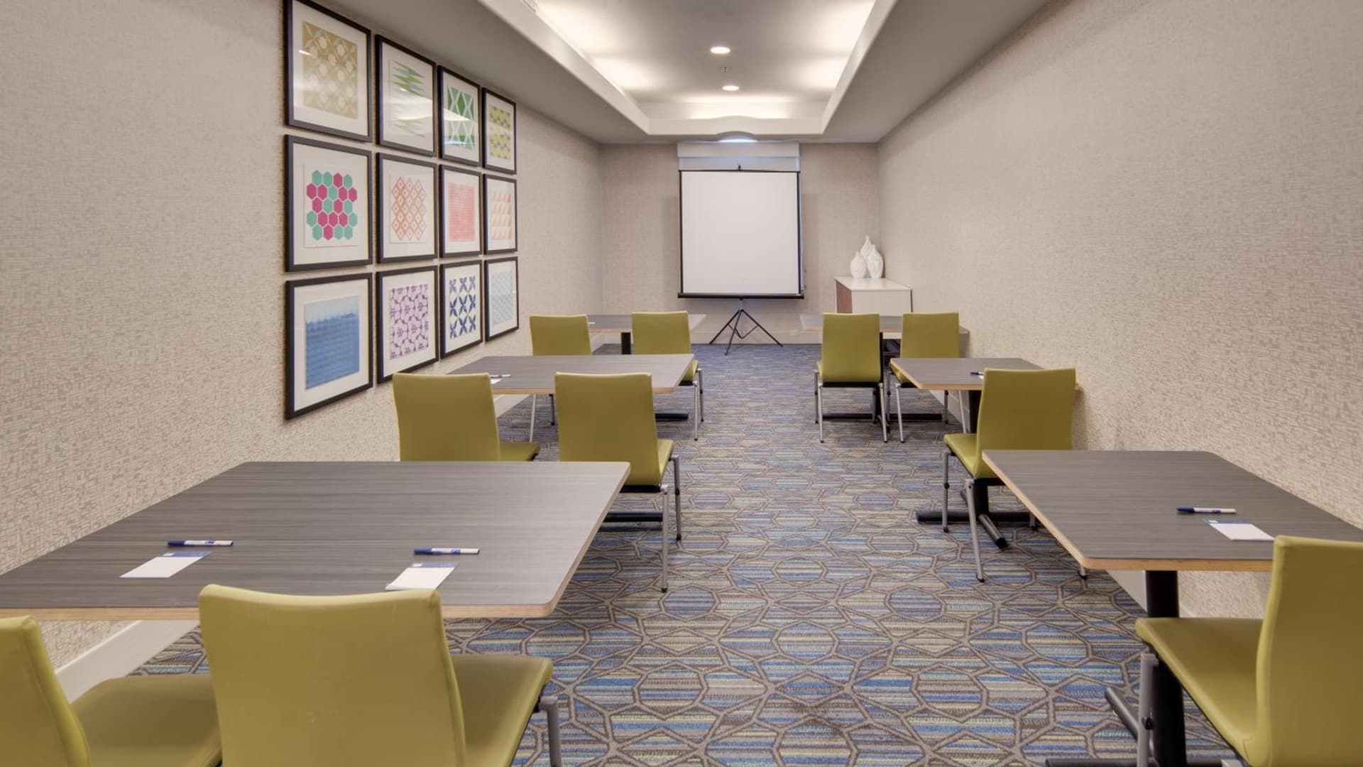 Holiday Inn Express & Suites Dinuba West by IHG gallery photo in Dinuba, CA — image 10