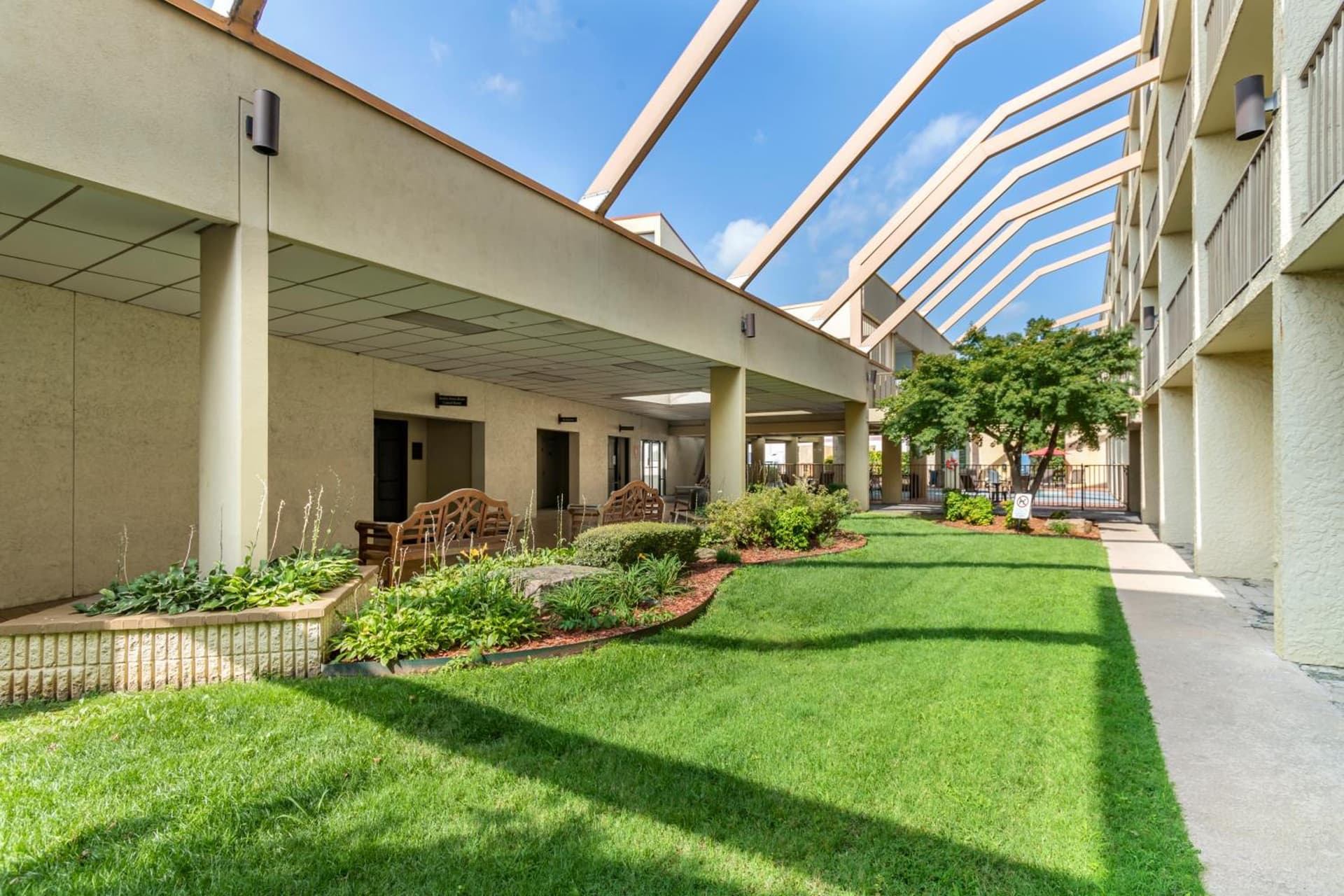 Ramada by Wyndham Tulsa Broken Arrow gallery photo in Broken Arrow, OK — image 17