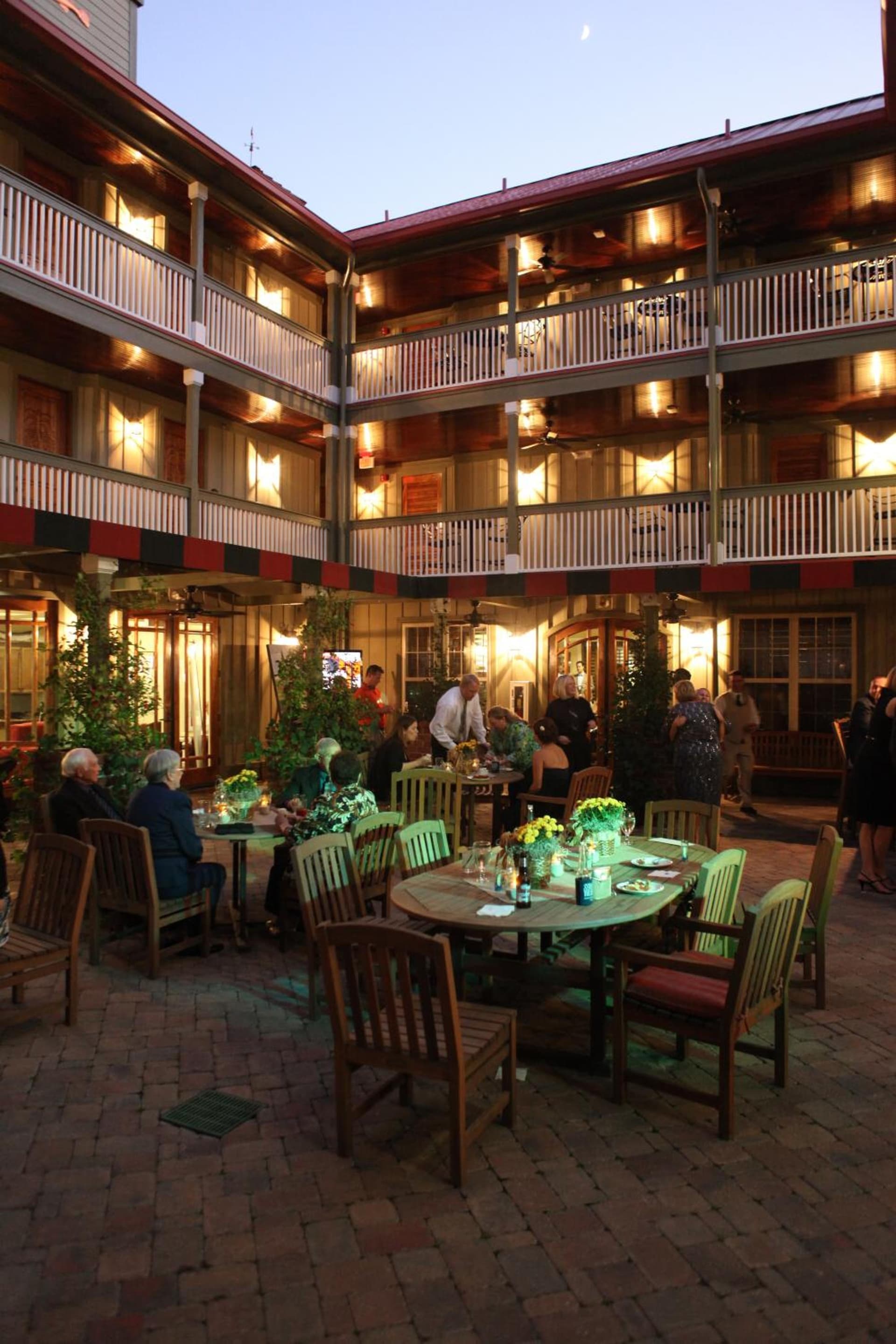 Willow Lodge gallery photo in Myrtle Beach, SC — image 9