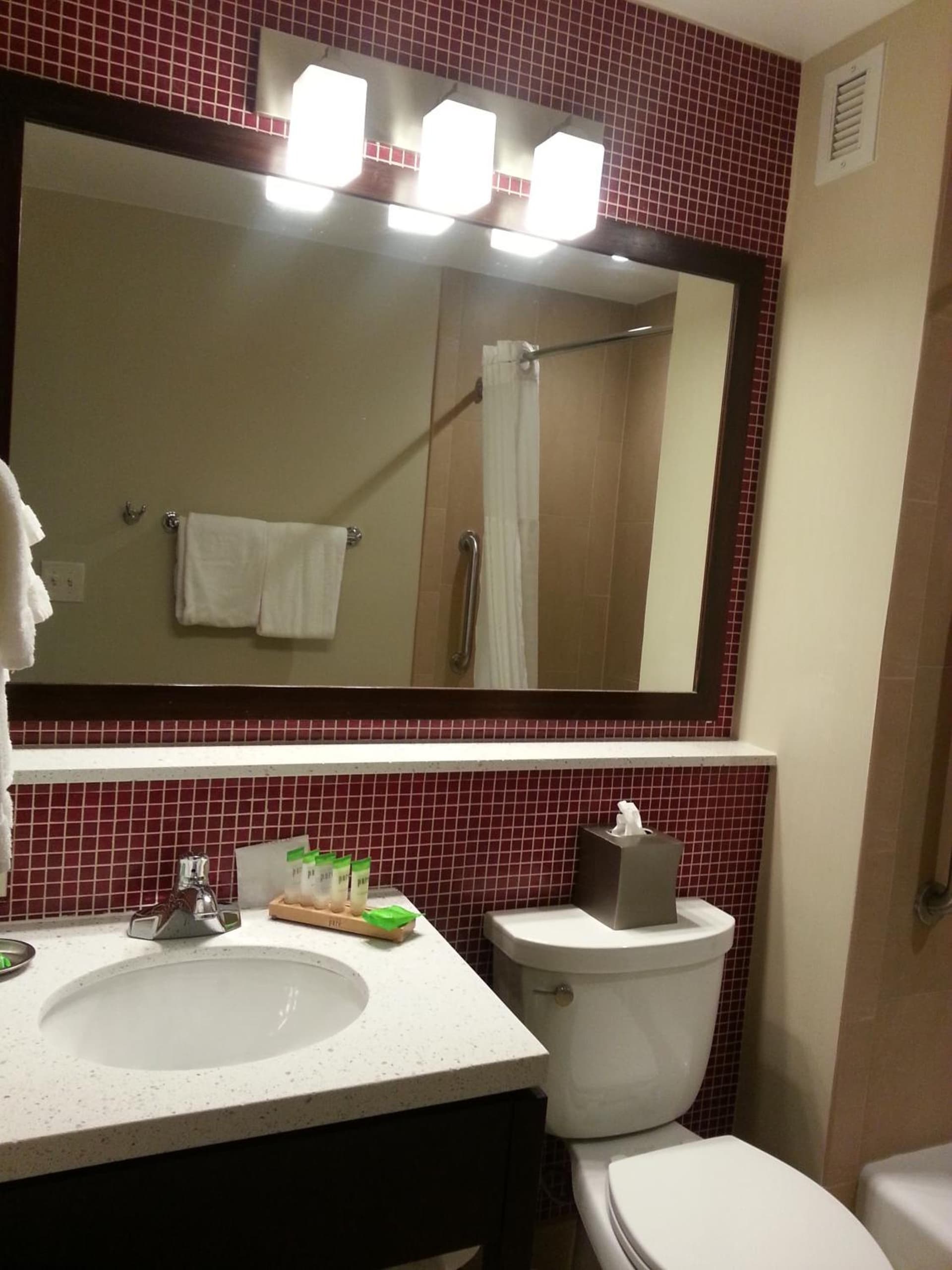 Best Western Plus Rancho Cordova Inn gallery photo in Rancho Cordova, CA — image 52