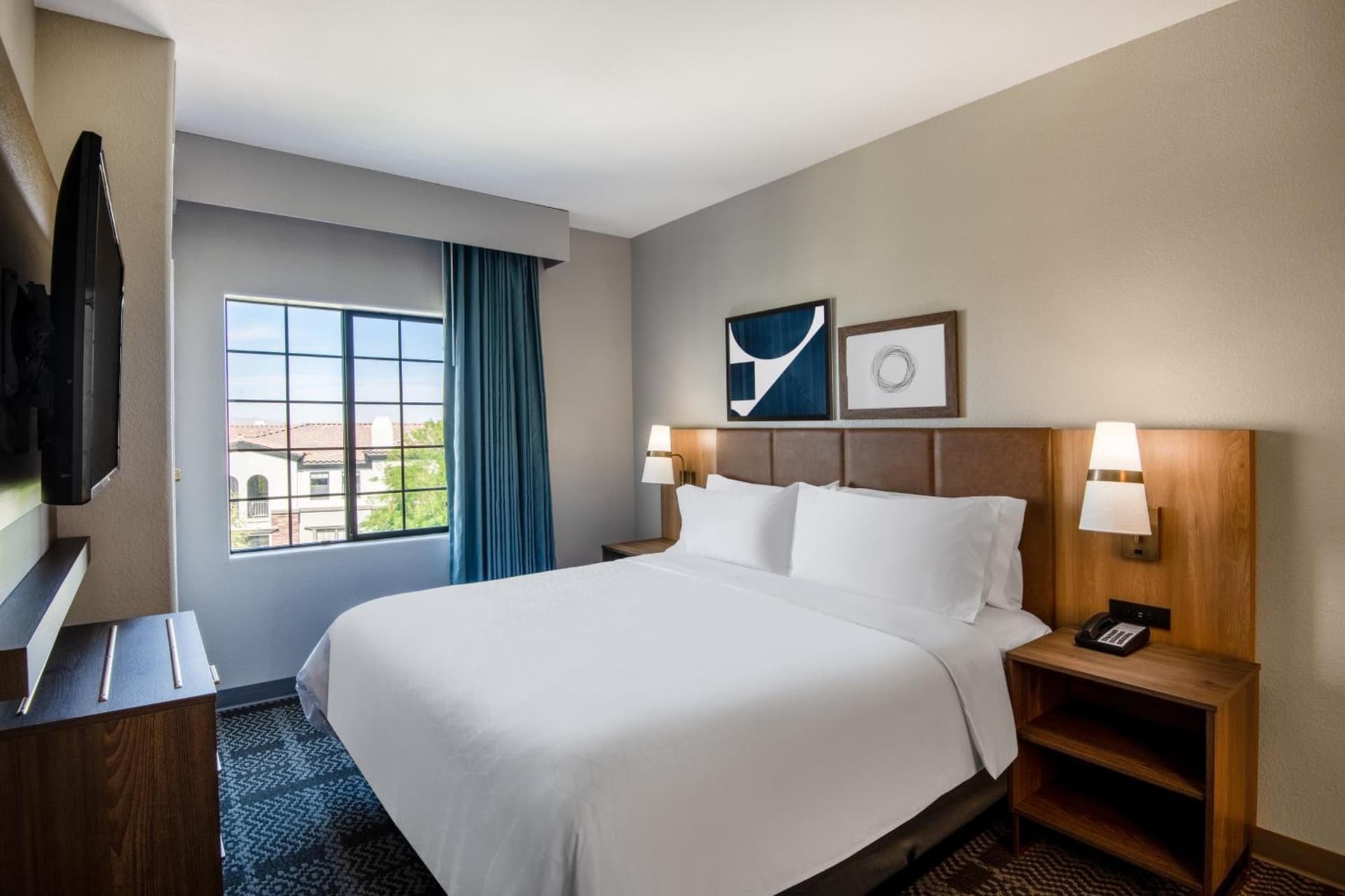 Staybridge Suites Phoenix Glendale Sports Dist by IHG gallery photo in Glendale, AZ — image 9