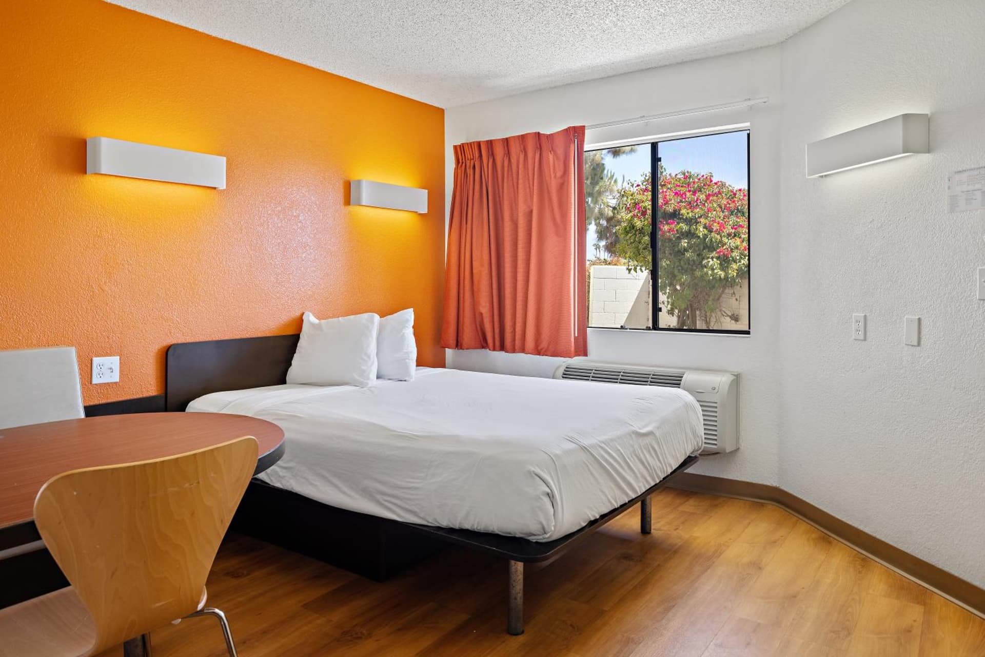 Carlsbad Village Inn property views in Carlsbad, CA — gallery photo 3