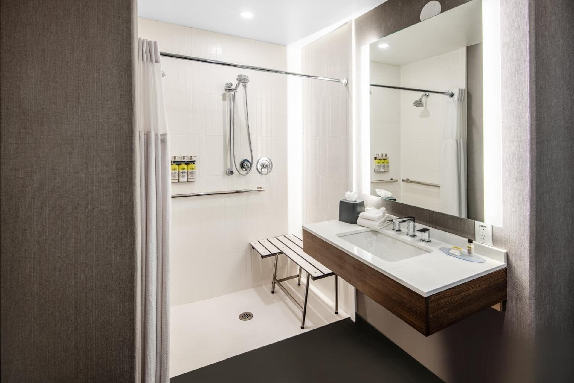 Staybridge Suites Phoenix Glendale Sports Dist by IHG gallery photo in Glendale, AZ — image 39