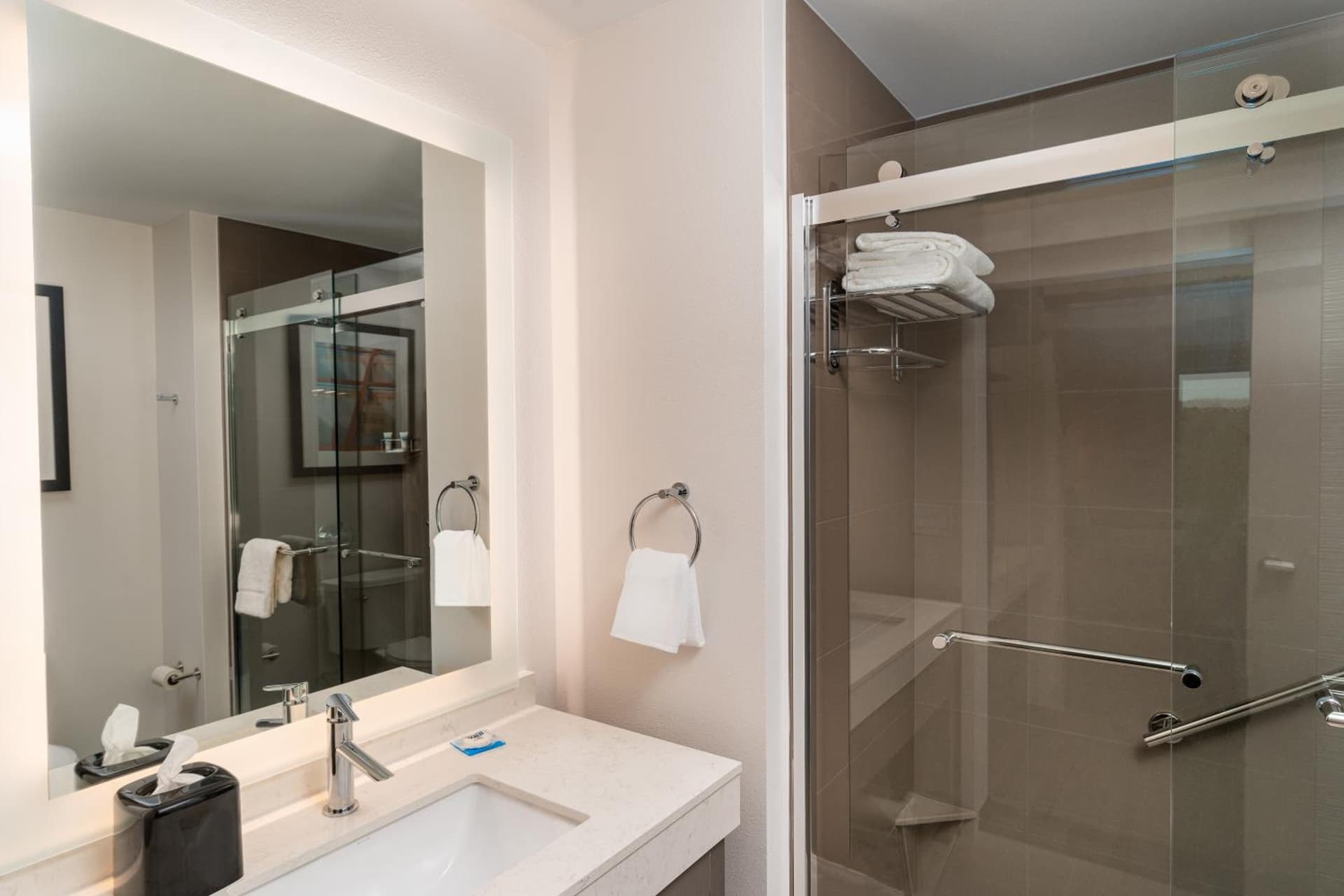 Hyatt House Nashville Airport gallery photo in Nashville, TN — image 4