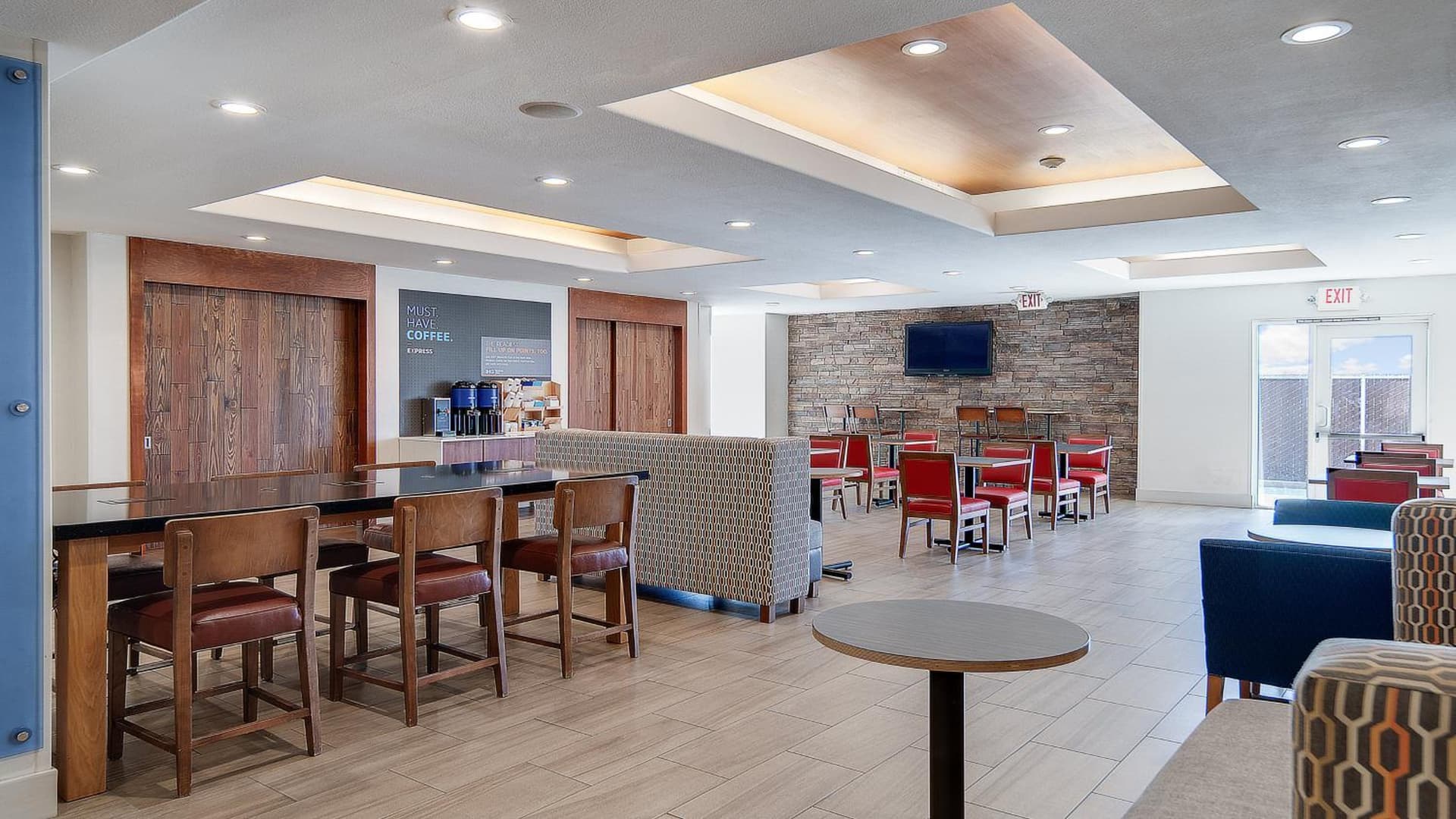 Holiday Inn Express & Suites Dinuba West by IHG gallery photo in Dinuba, CA — image 39