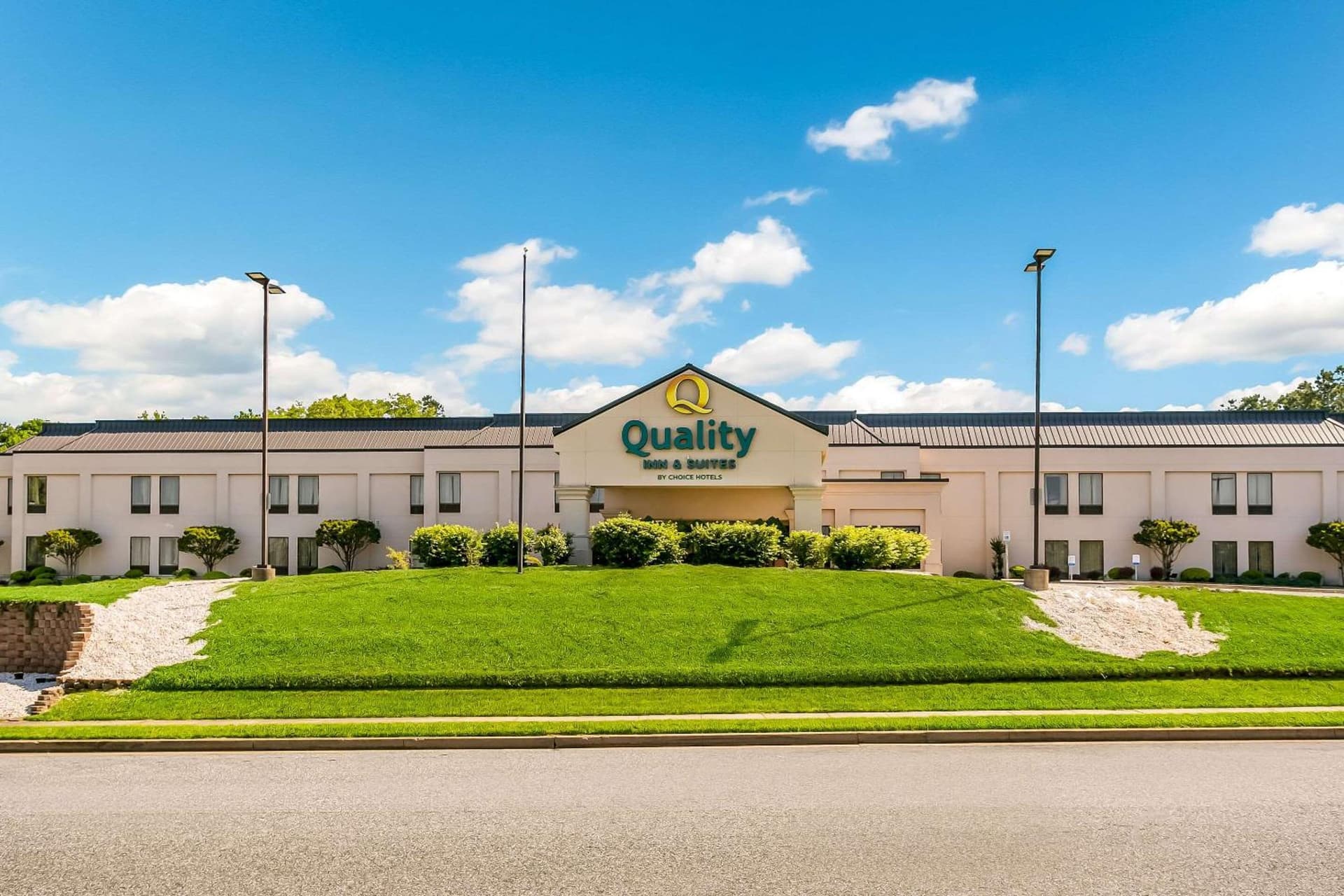 Quality Inn & Suites Bel Air I-95 Exit 77A property views in Bel Air, MD — gallery photo 3