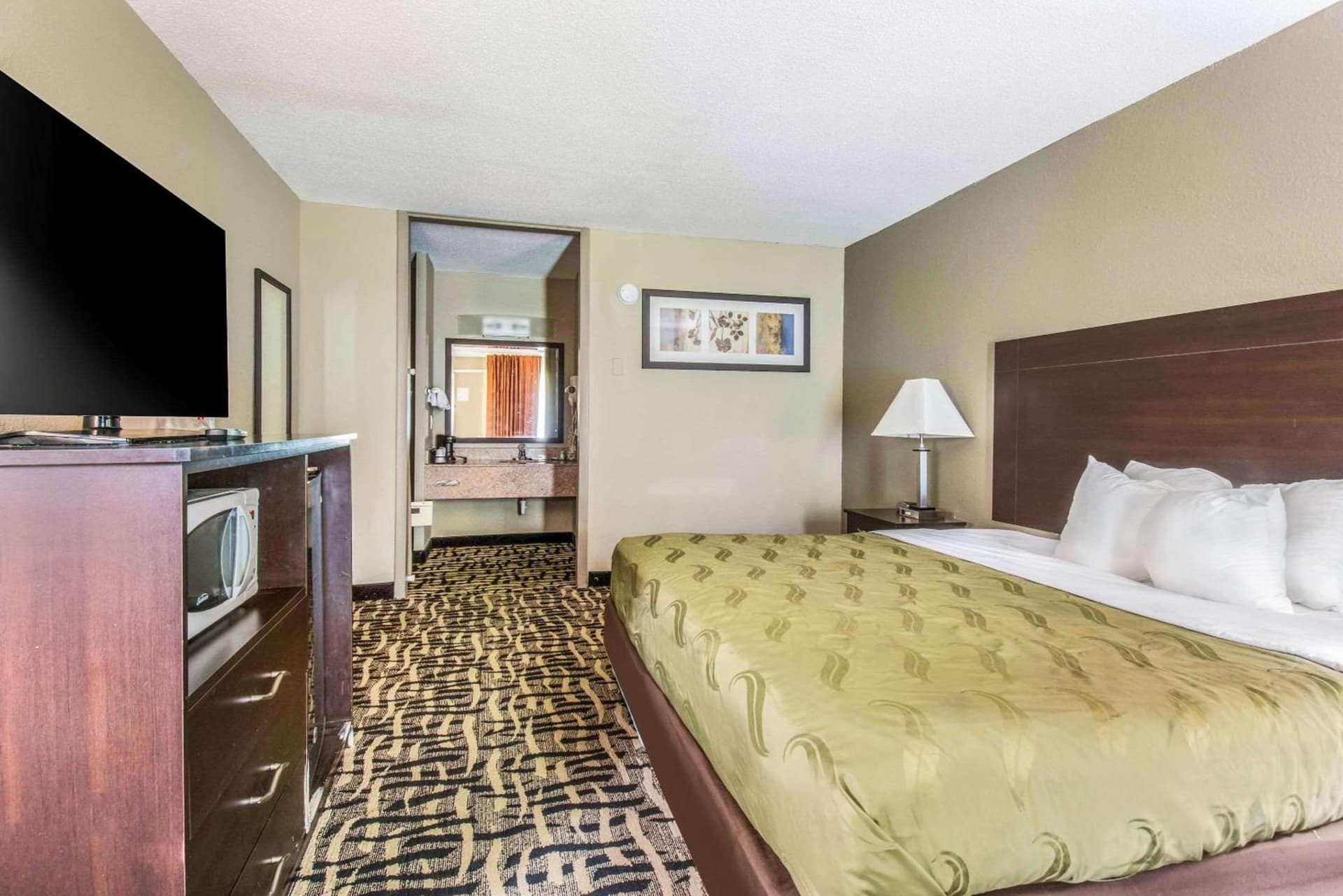 Quality Inn & Suites York East gallery photo in York, PA — image 10