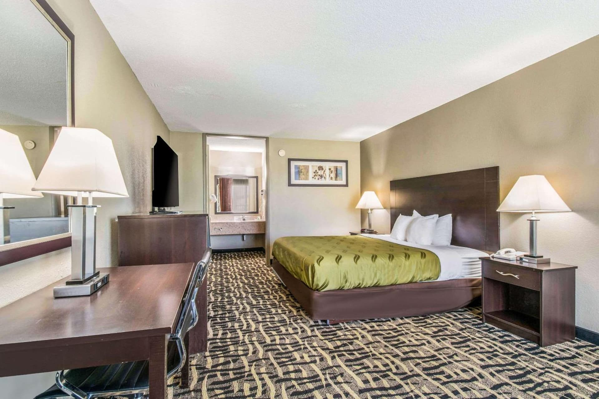 Quality Inn & Suites York East gallery photo in York, PA — image 12
