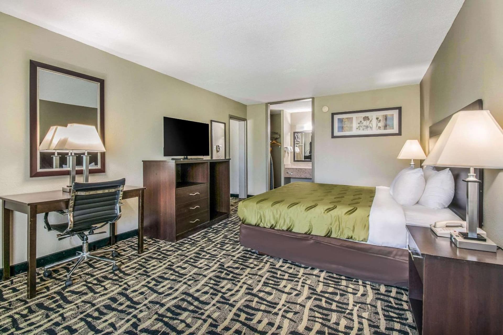 Quality Inn & Suites York East gallery photo in York, PA — image 35