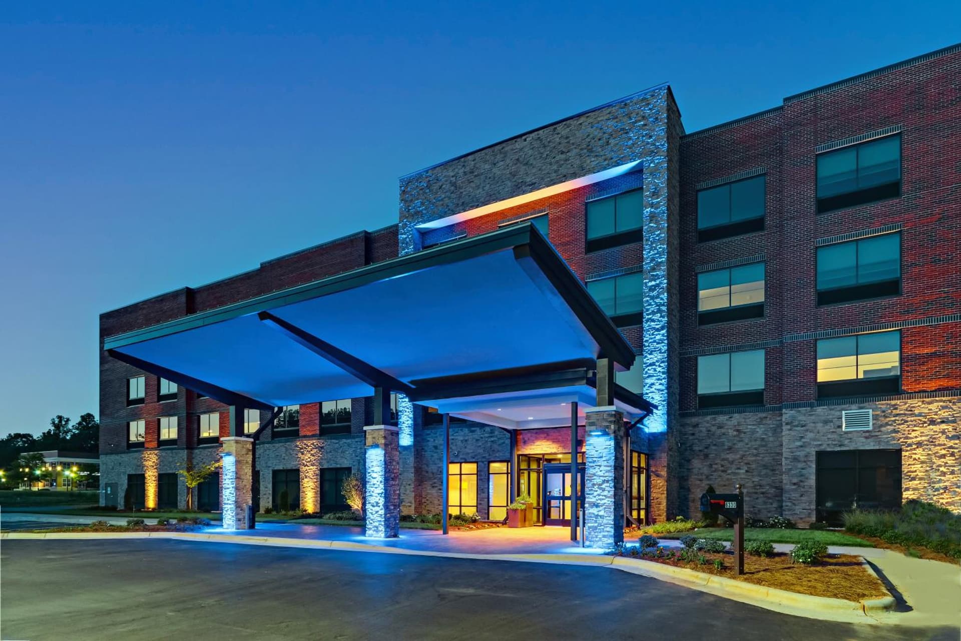 Holiday Inn Express & Suites - Winston - Salem SW - Clemmons by IHG gallery photo in Clemmons, NC — image 12