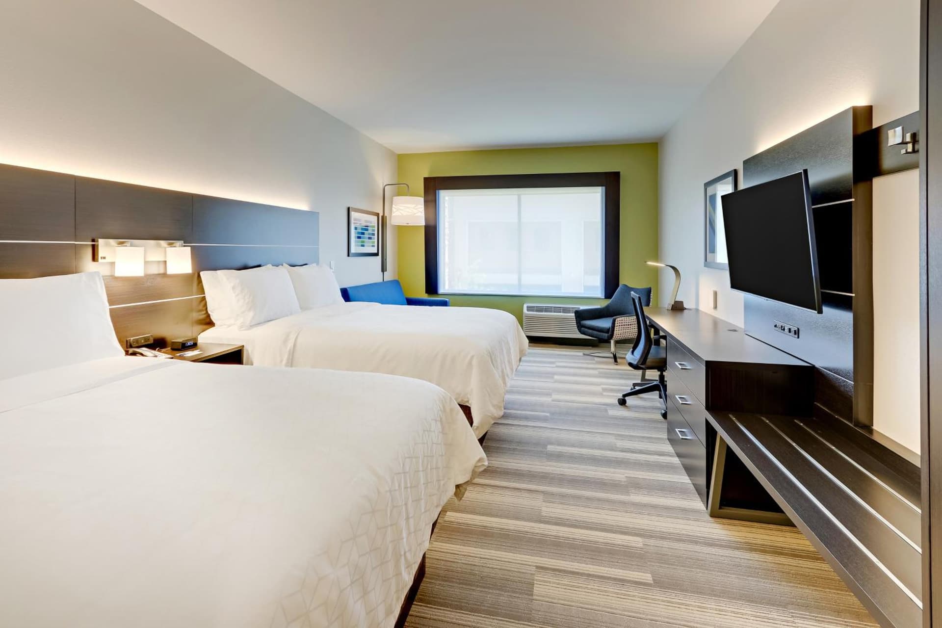 Holiday Inn Express & Suites - Winston - Salem SW - Clemmons by IHG interior in Clemmons, NC — gallery photo 2