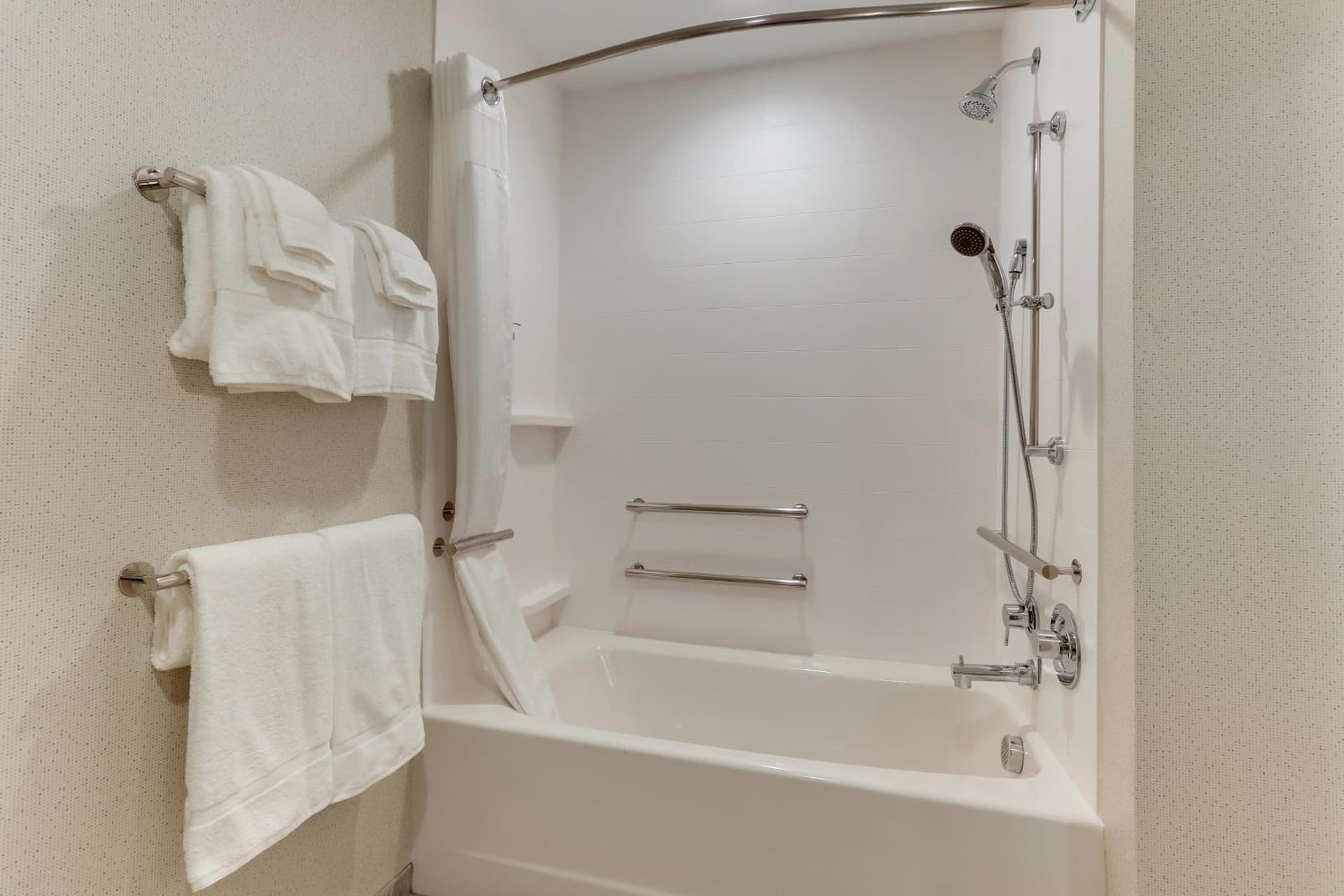 Holiday Inn Express & Suites - Winston - Salem SW - Clemmons by IHG gallery photo in Clemmons, NC — image 22