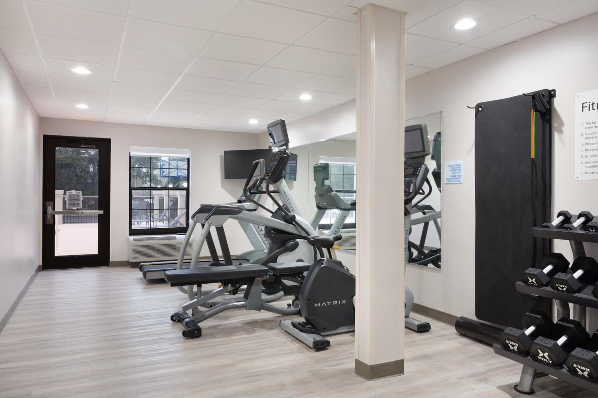 Holiday Inn Express & Suites - Morehead City by IHG property views in Morehead City, NC — gallery photo 3