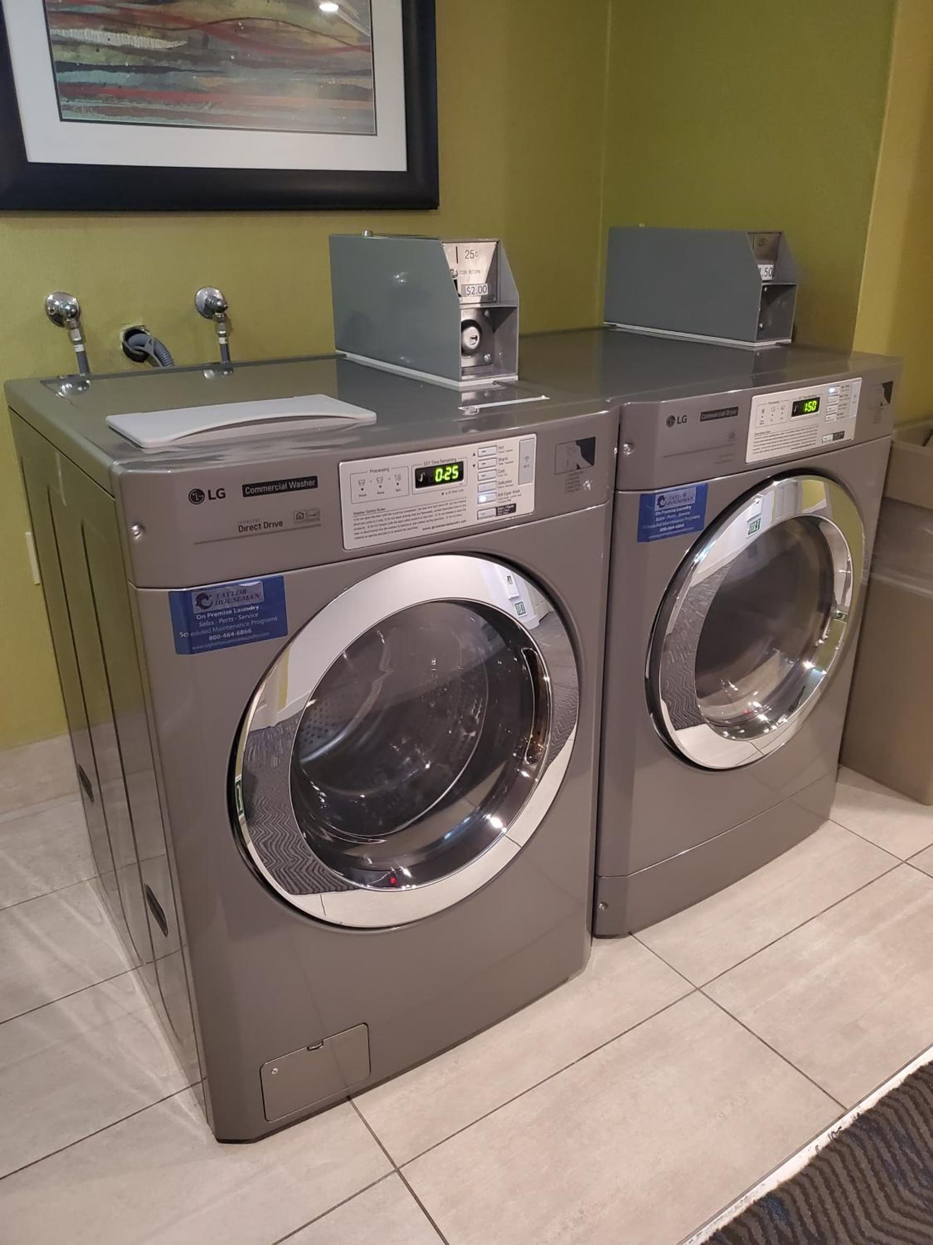 Holiday Inn Express Westley by IHG interior in Westley, CA — gallery photo 2