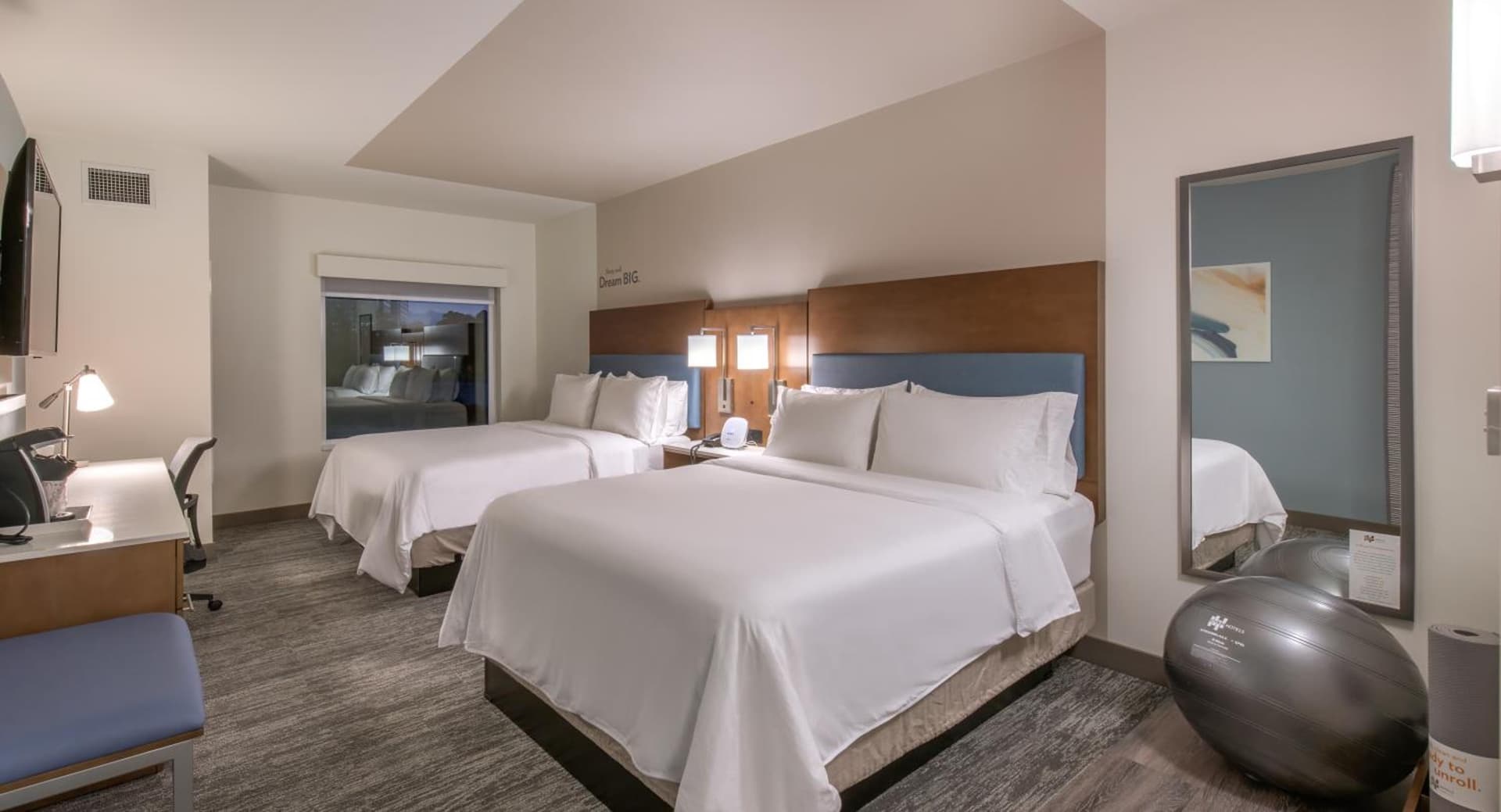 EVEN Hotel Atlanta - Ballpark Area by IHG gallery photo in Atlanta, GA — image 53
