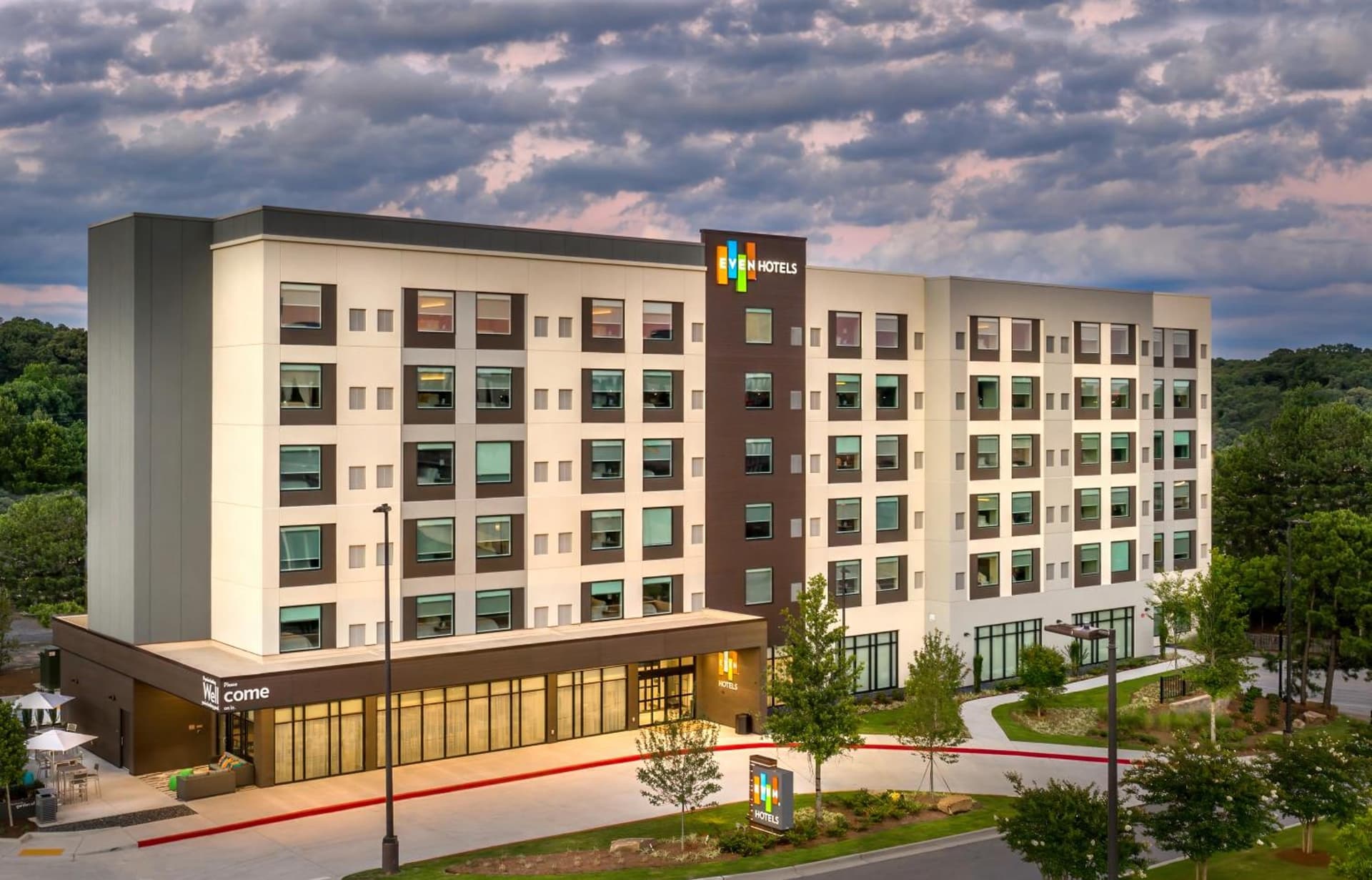 EVEN Hotel Atlanta - Ballpark Area by IHG property views in Atlanta, GA — gallery photo 3