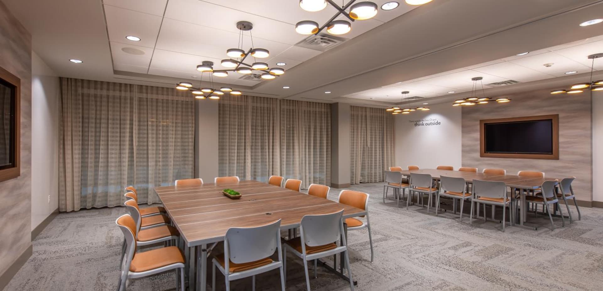 EVEN Hotel Atlanta - Ballpark Area by IHG interior in Atlanta, GA — gallery photo 2