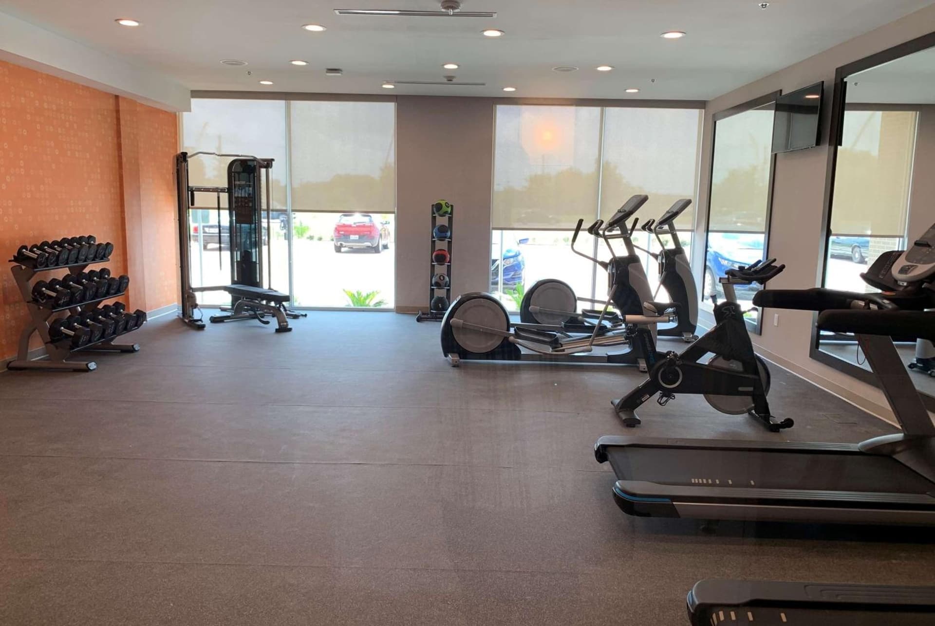 La Quinta Inn & Suites by Wyndham Round Rock near Kalahari gallery photo in Round Rock, TX — image 6