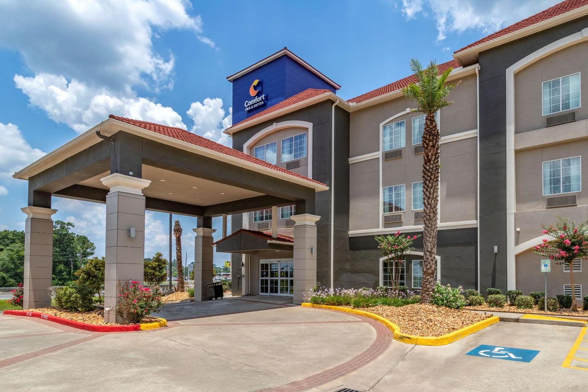 Comfort Inn & Suites Cleveland TX featured exterior or lobby in Cleveland, TX — similar hotel