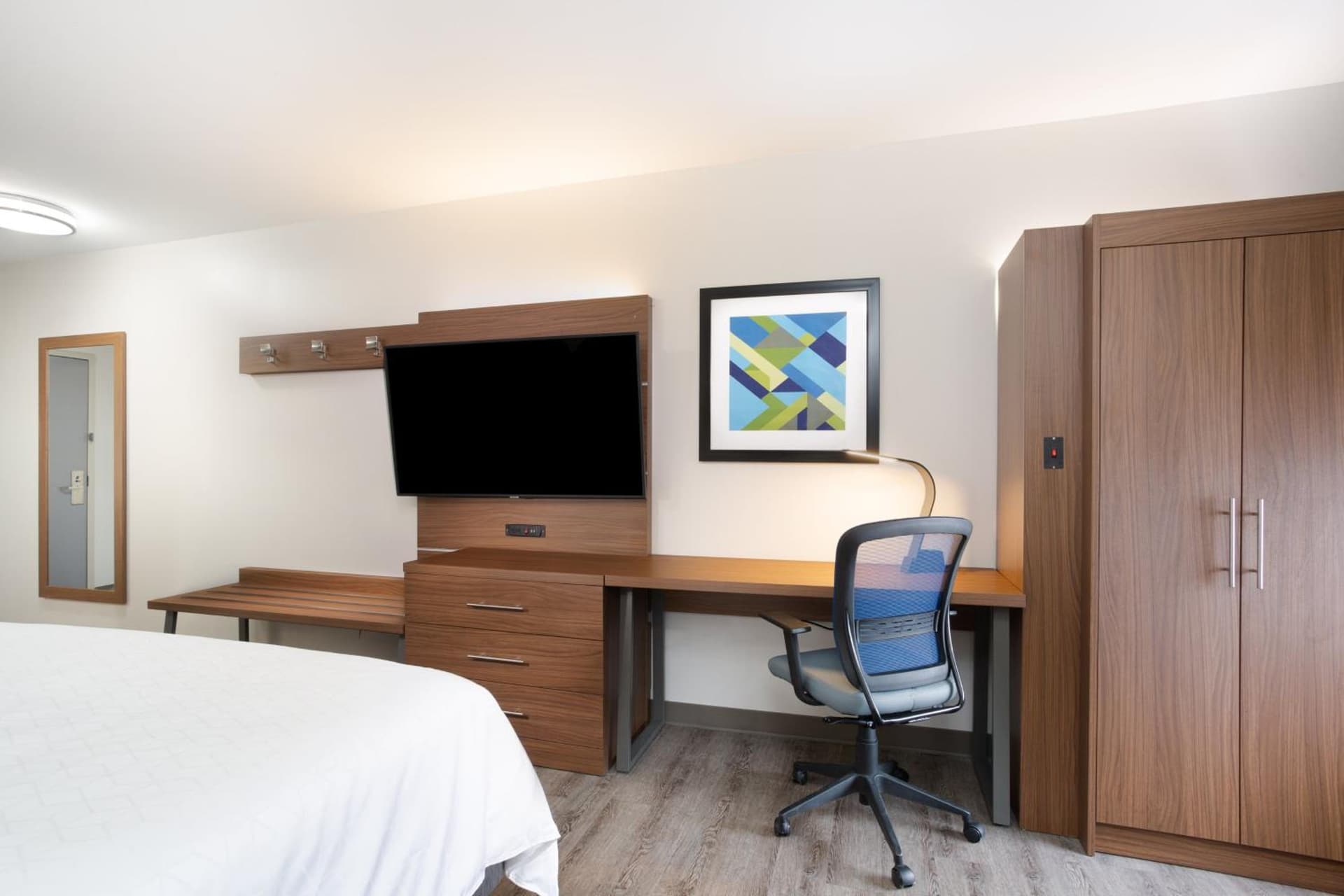 Holiday Inn Express & Suites - Morehead City by IHG gallery photo in Morehead City, NC — image 36