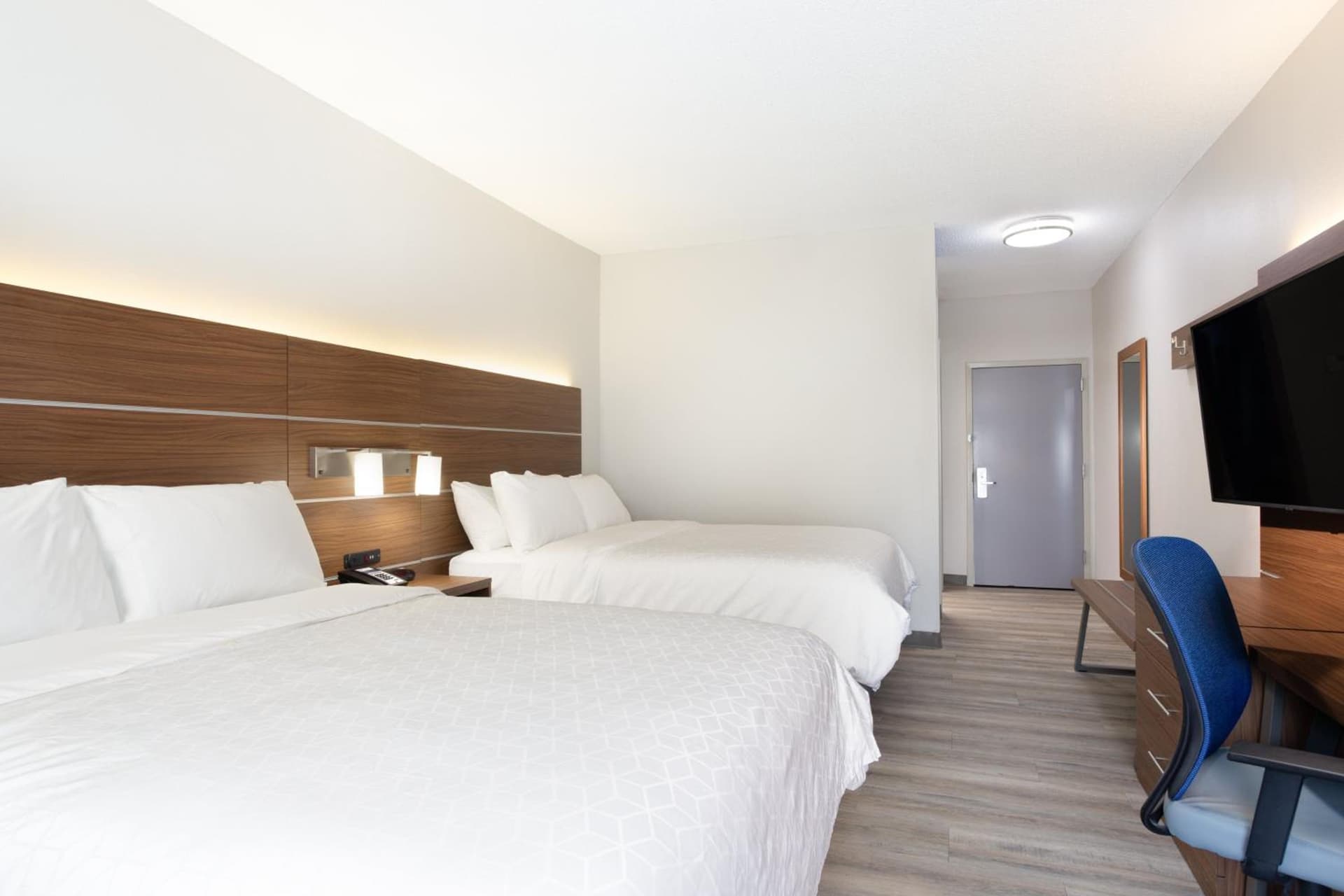 Holiday Inn Express & Suites - Morehead City by IHG gallery photo in Morehead City, NC — image 50