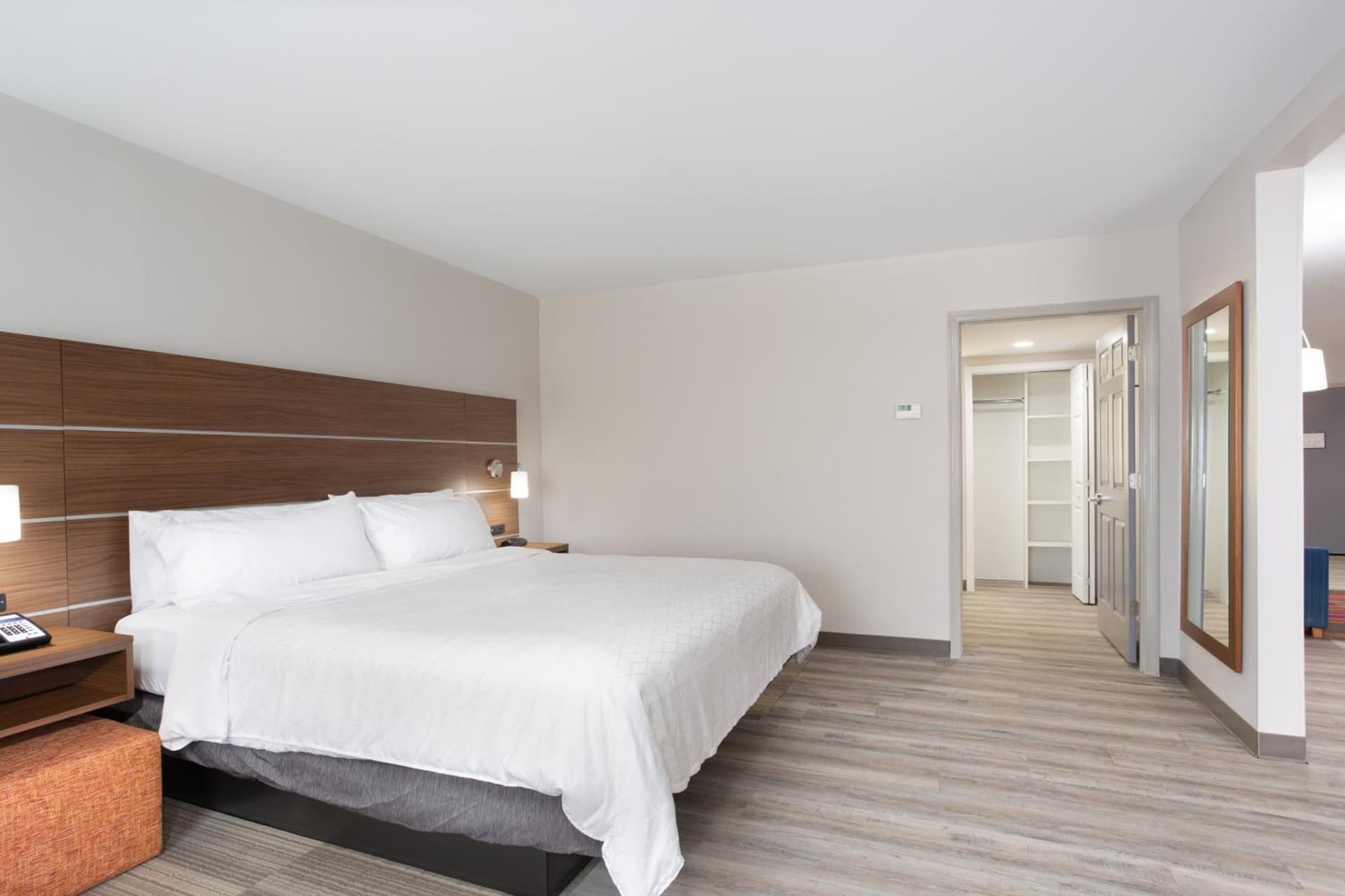 Holiday Inn Express & Suites - Morehead City by IHG gallery photo in Morehead City, NC — image 27