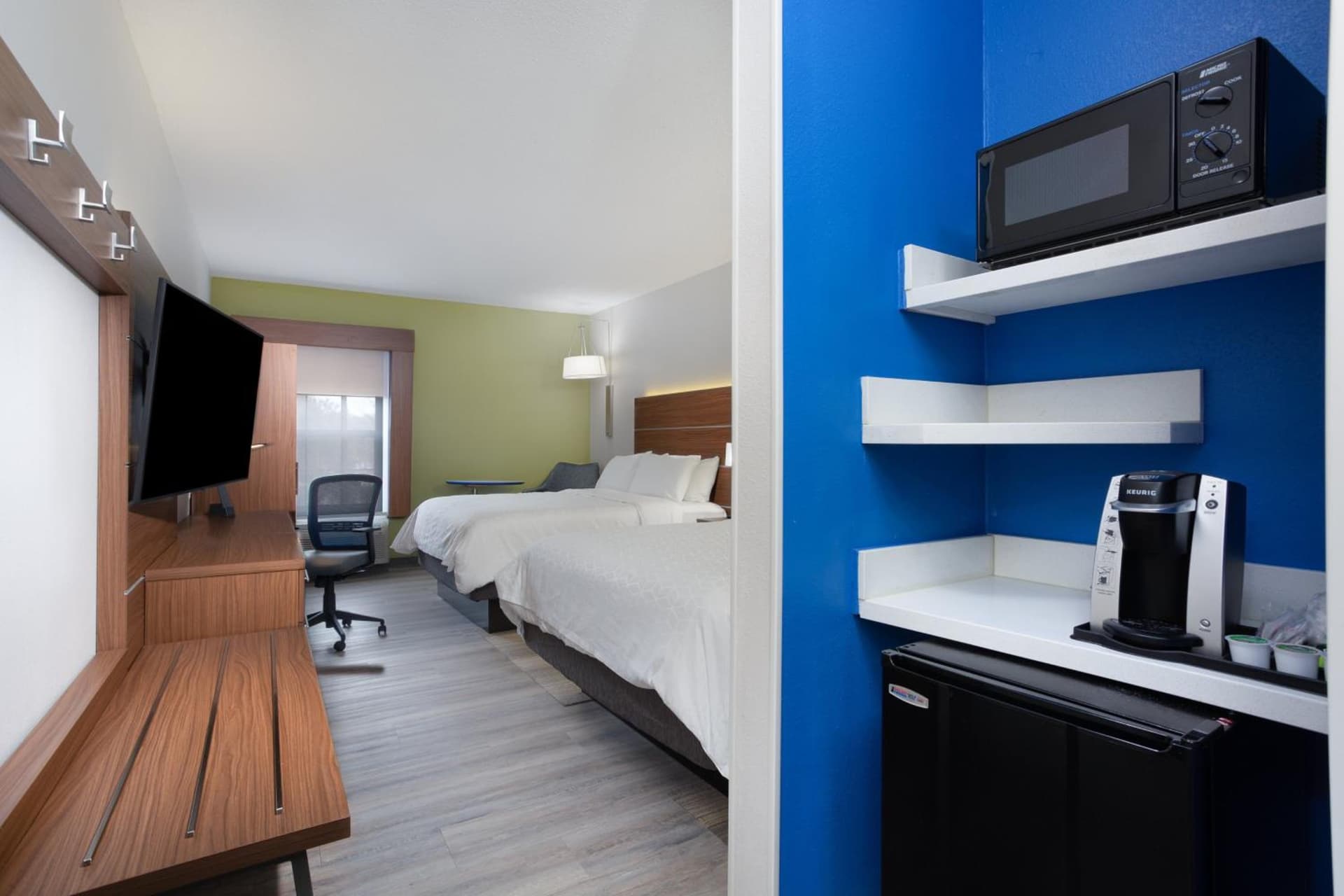 Holiday Inn Express & Suites - Morehead City by IHG gallery photo in Morehead City, NC — image 14