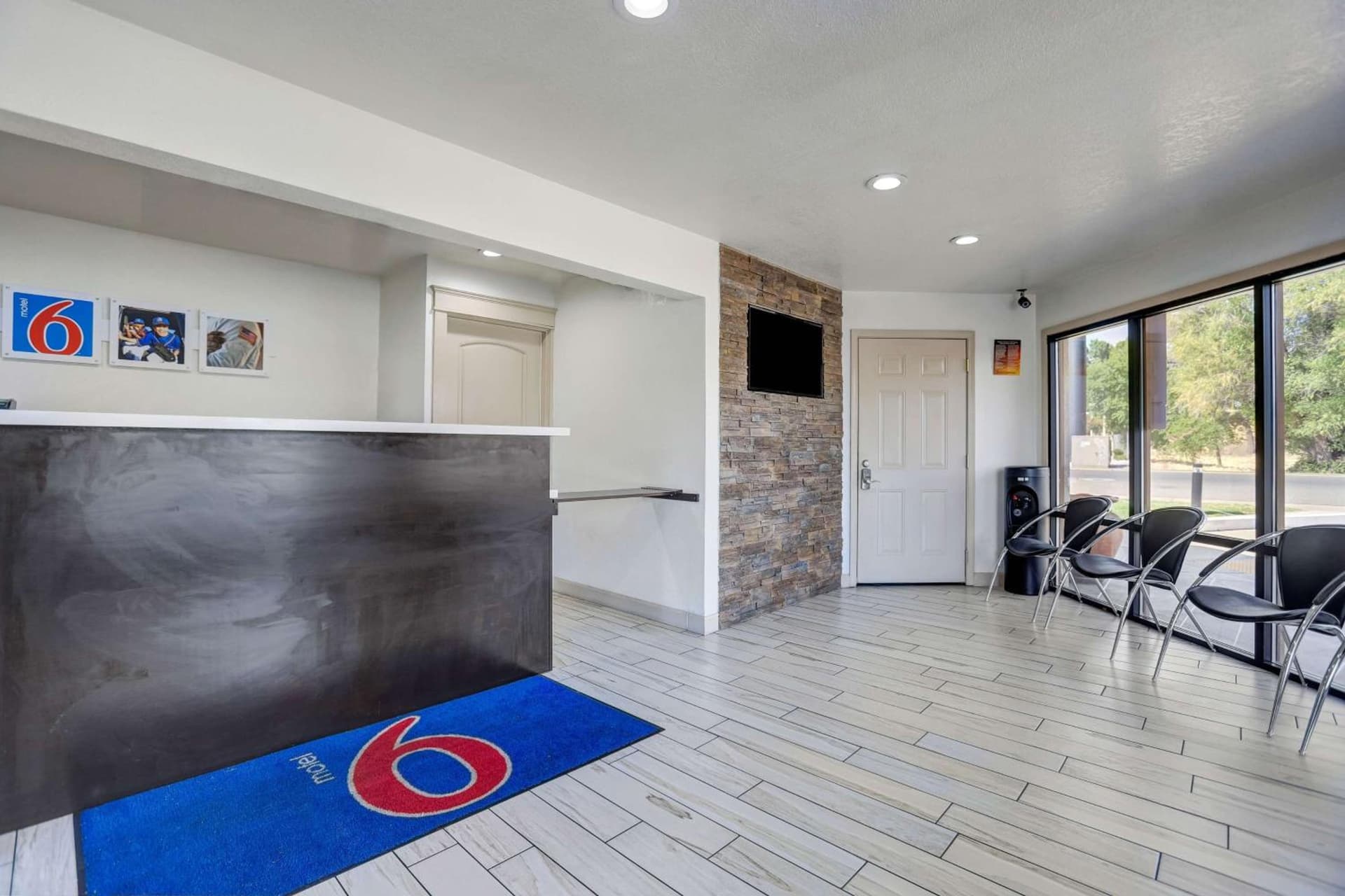 Motel 6-Anderson, CA - Redding Airport gallery photo in Anderson, CA — image 22
