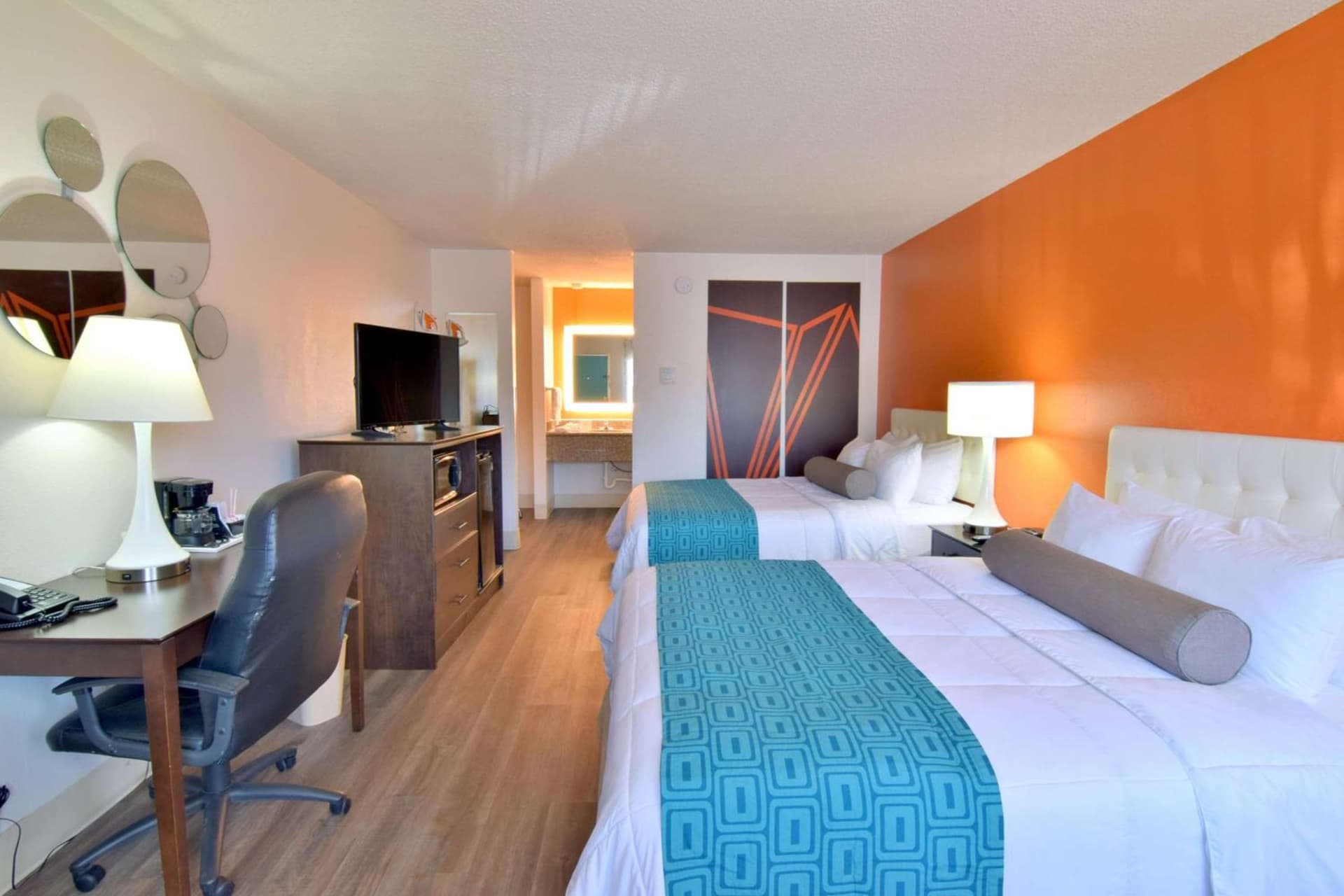 Howard Johnson by Wyndham Ocala FL I-75 gallery photo in Ocala, FL — image 23