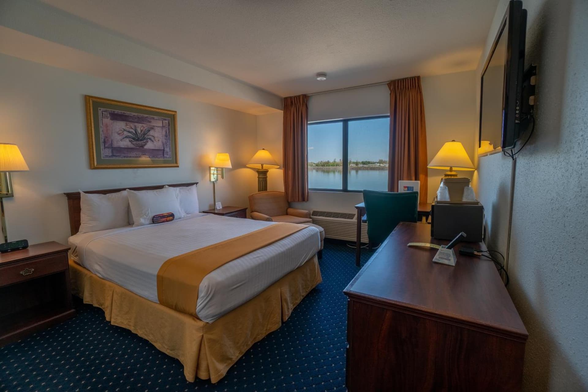 Clover Island Inn gallery photo in Kennewick, WA — image 73