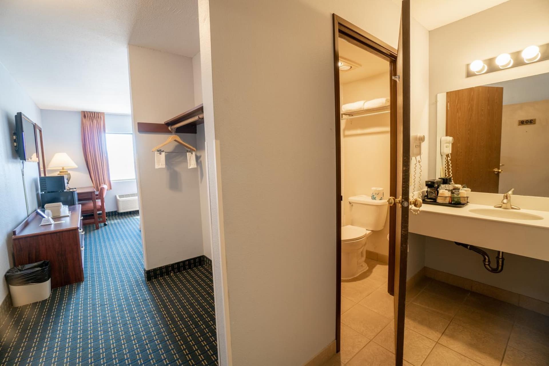 Clover Island Inn gallery photo in Kennewick, WA — image 10