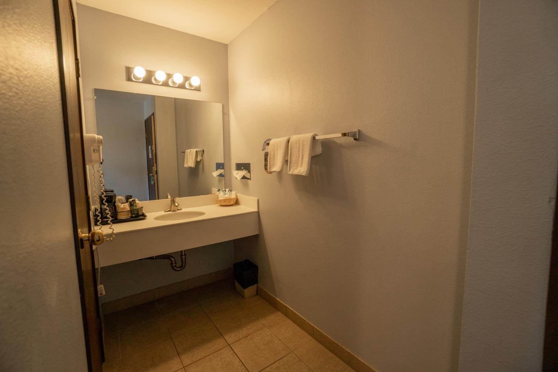 Clover Island Inn gallery photo in Kennewick, WA — image 52