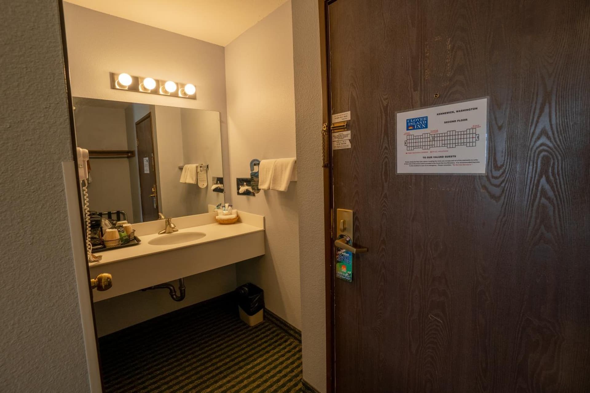 Clover Island Inn gallery photo in Kennewick, WA — image 64