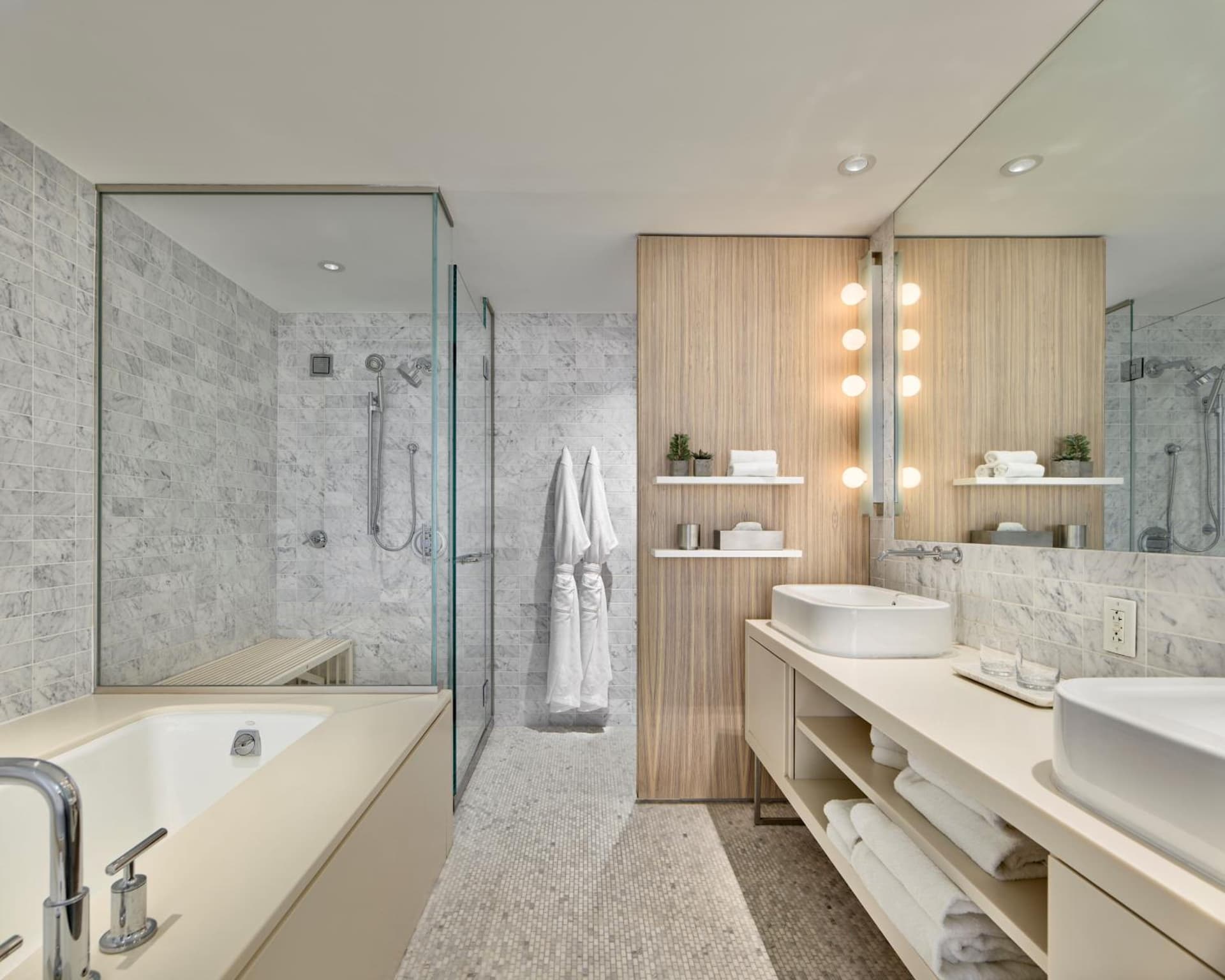 Smyth Tribeca gallery photo in New York, NY — image 37