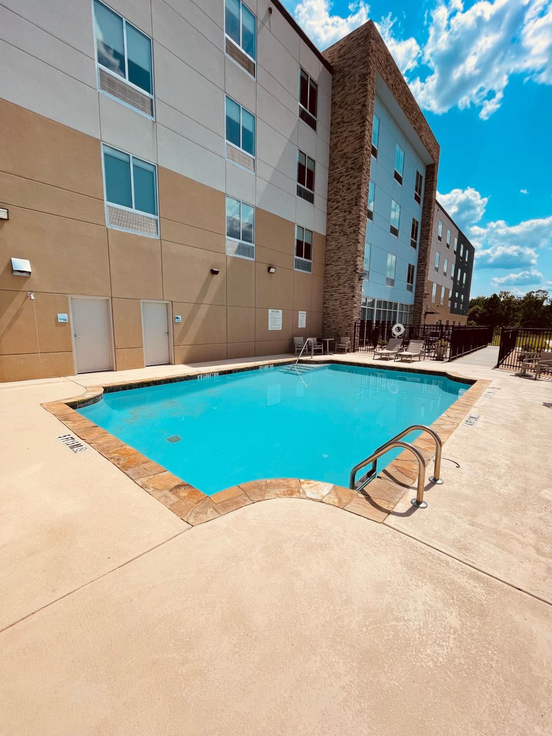 Holiday Inn Express & Suites Macon North by IHG gallery photo in Macon, GA — image 29