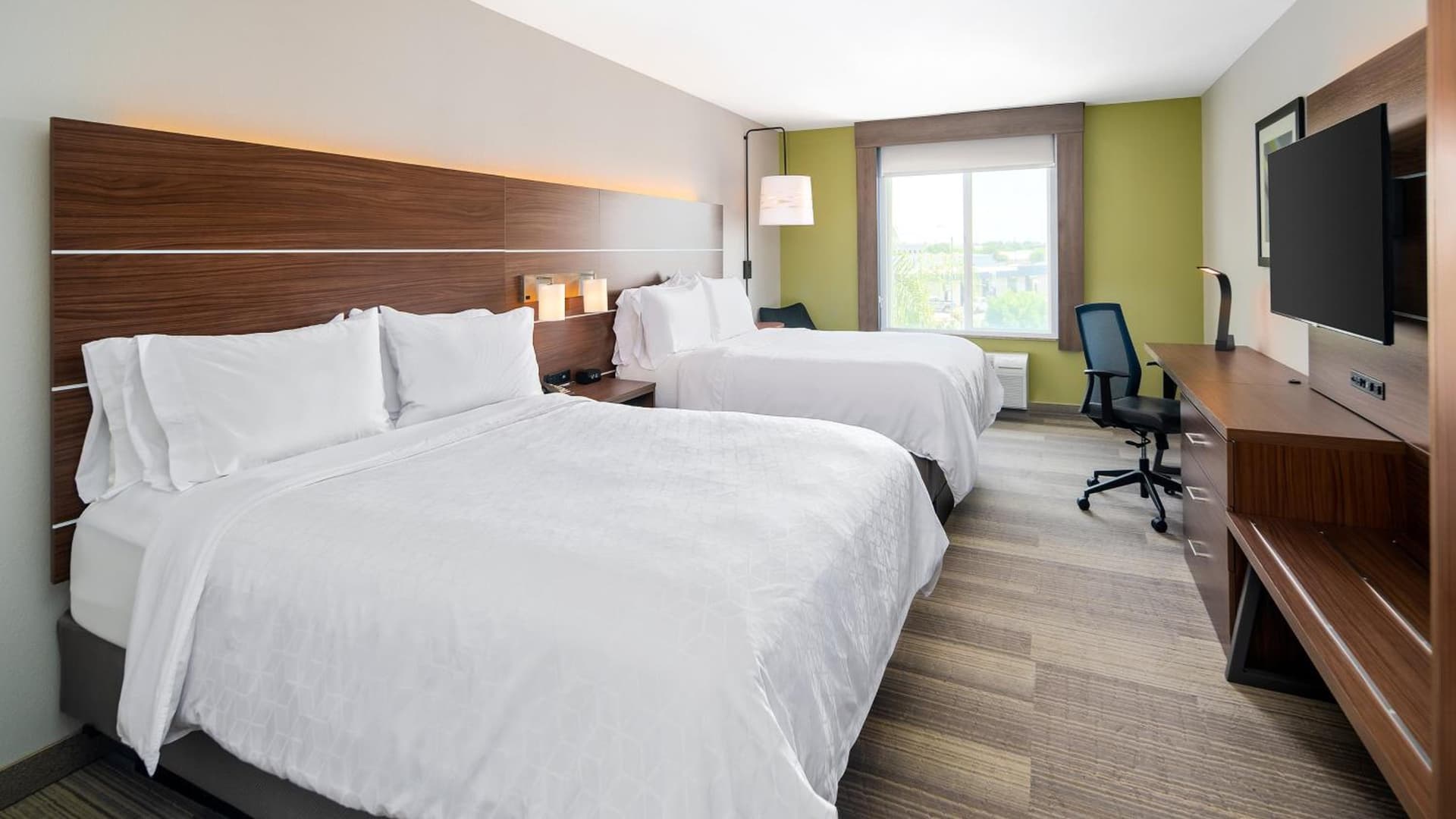 Holiday Inn Express & Suites Dinuba West by IHG gallery photo in Dinuba, CA — image 12