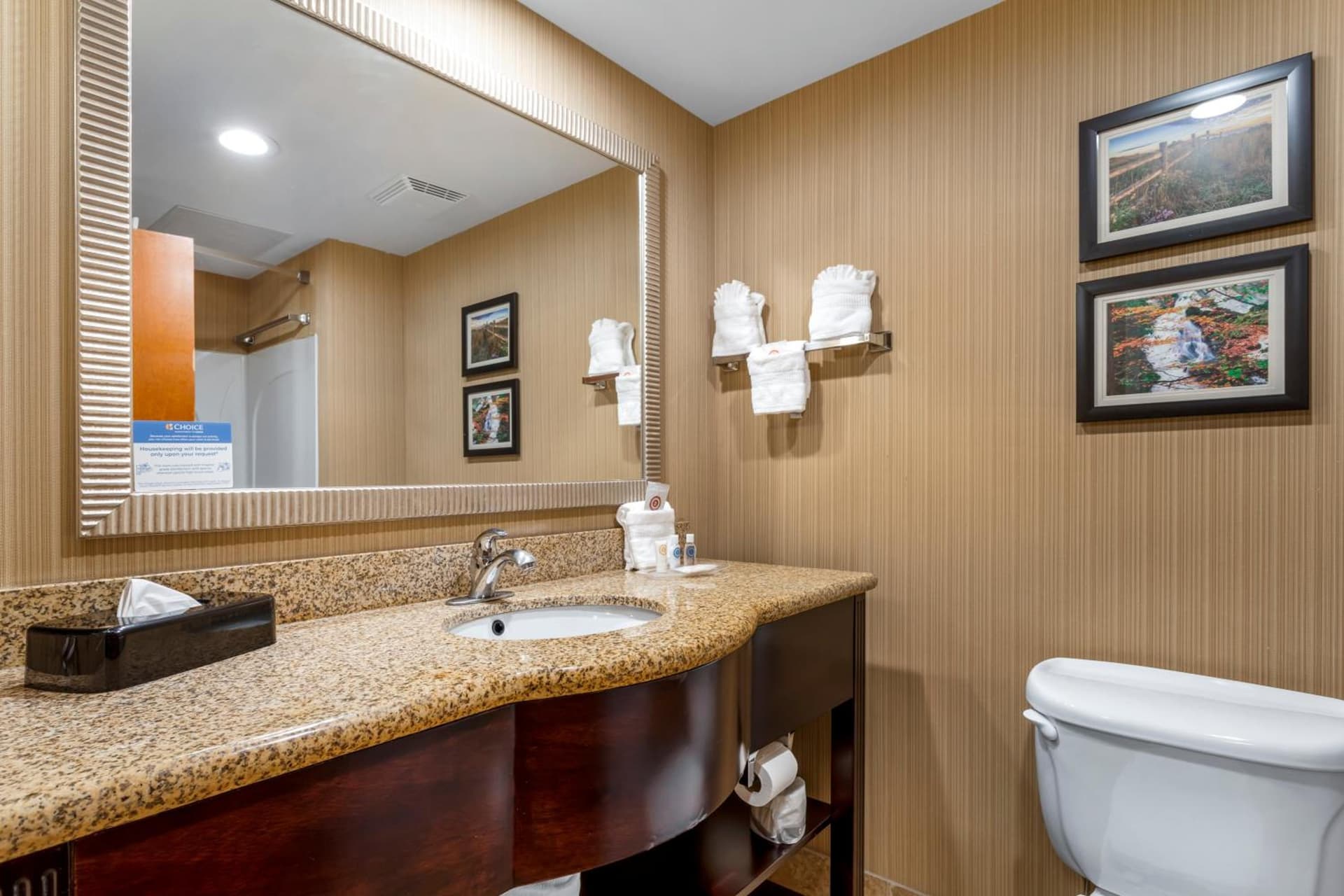 Comfort Suites Knoxville North gallery photo in Knoxville, TN — image 27