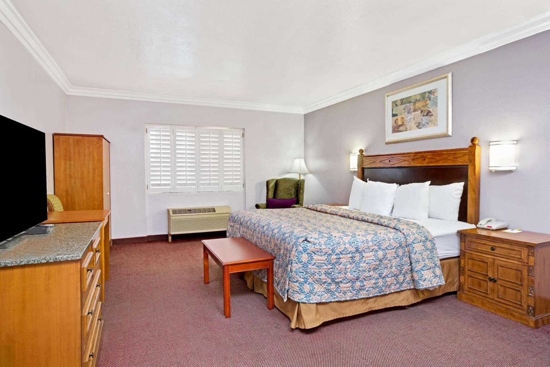 Days Inn by Wyndham West Covina gallery photo in West Covina, CA — image 5