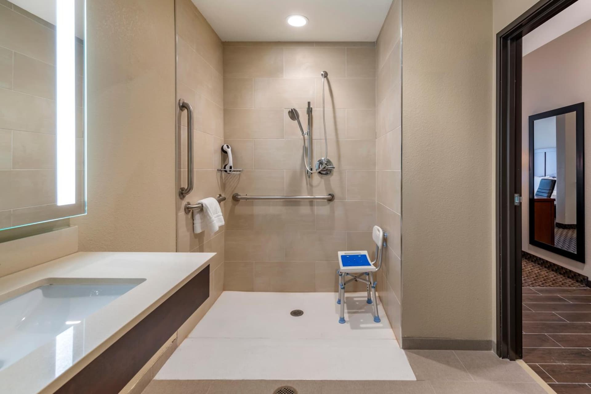 Comfort Suites Broomfield-Boulder-Interlocken gallery photo in Broomfield, CO — image 64