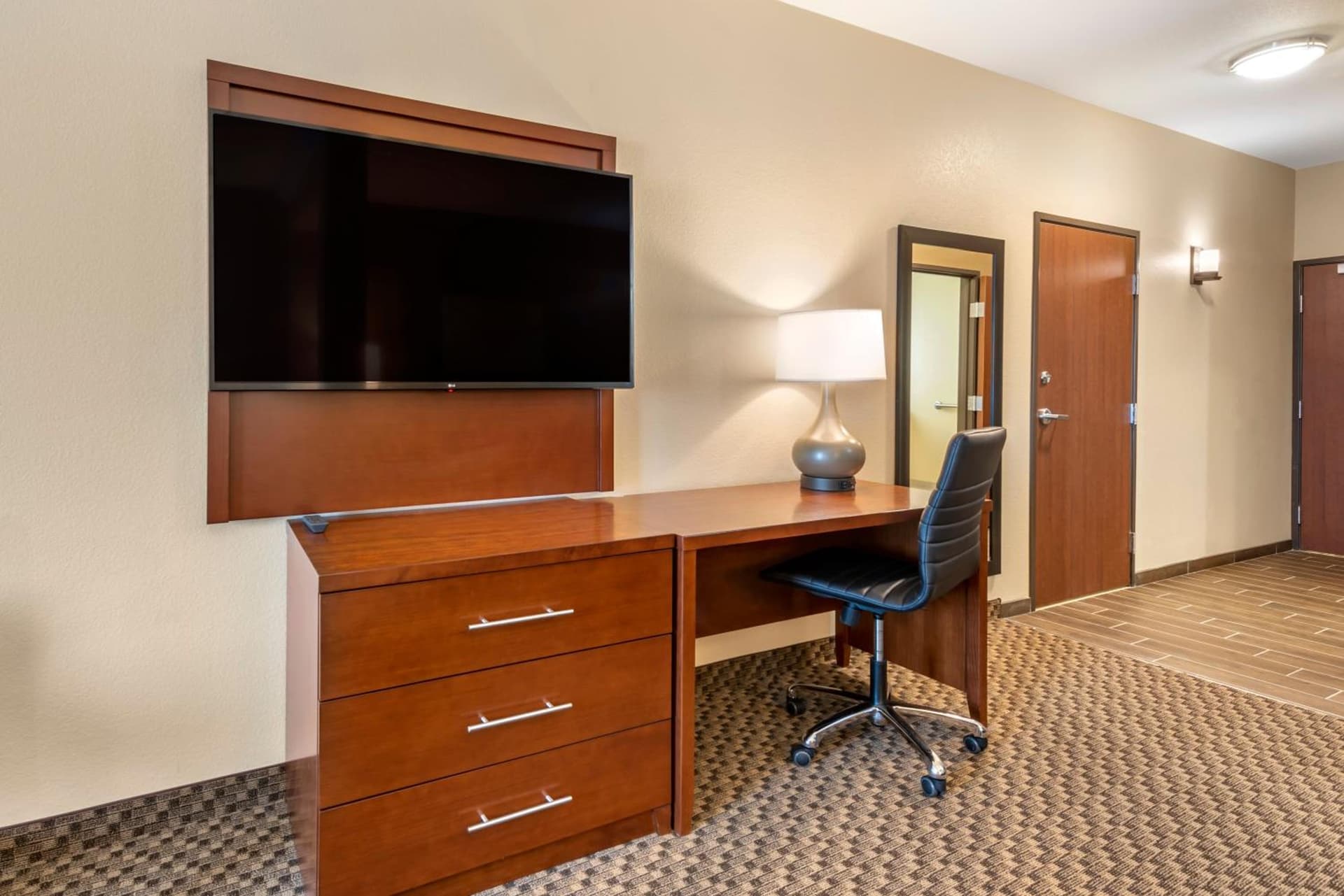 Comfort Suites Broomfield-Boulder-Interlocken gallery photo in Broomfield, CO — image 6