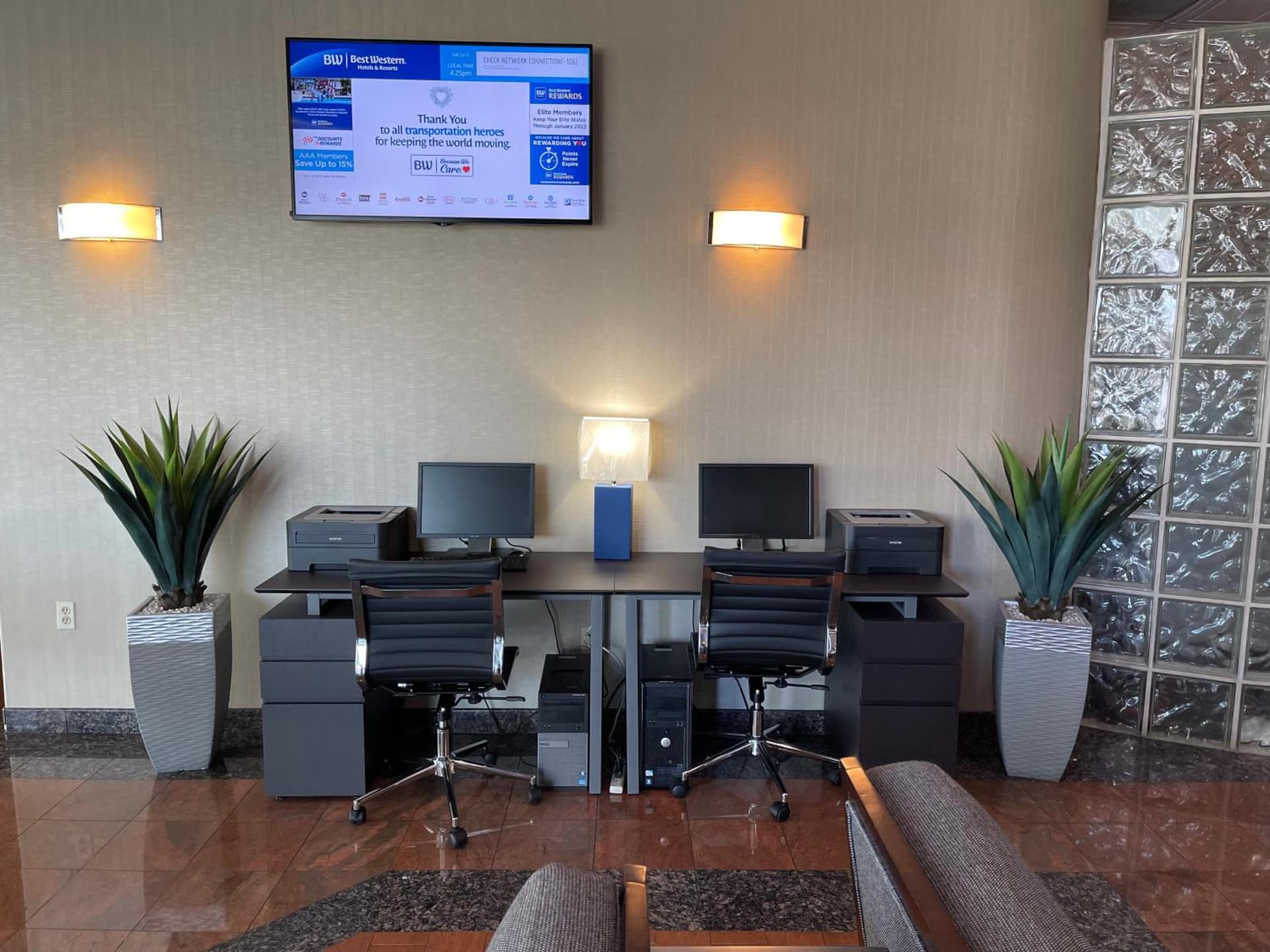 Best Western Plus Suites Hotel - LAX Airport LA Stadium gallery photo in Inglewood, CA — image 14