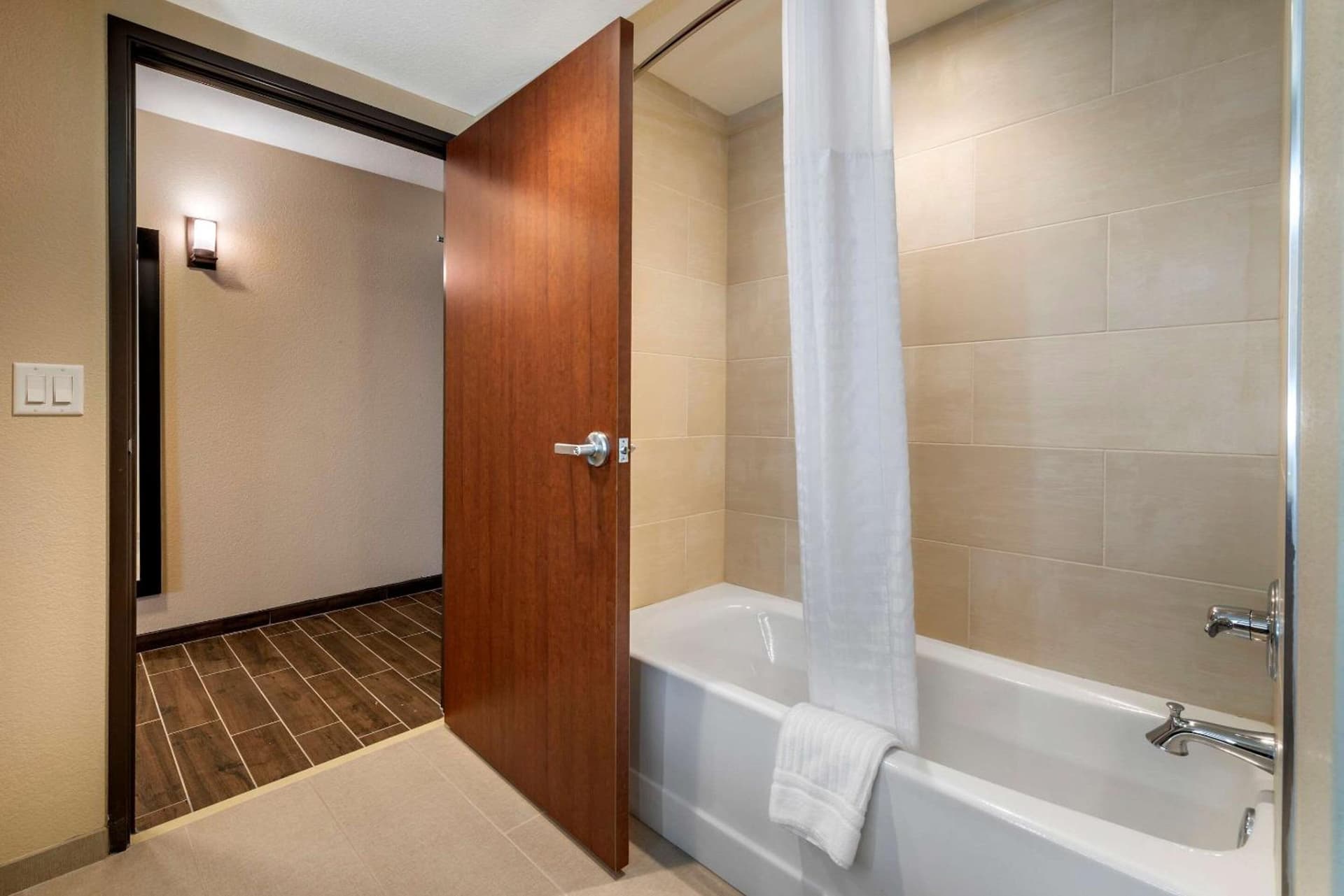 Comfort Suites Broomfield-Boulder-Interlocken gallery photo in Broomfield, CO — image 31