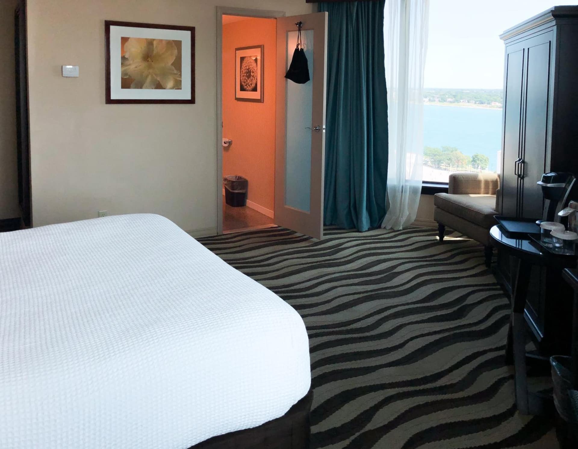 Fort Pontchartrain Detroit, a Wyndham Hotel gallery photo in Detroit, MI — image 6